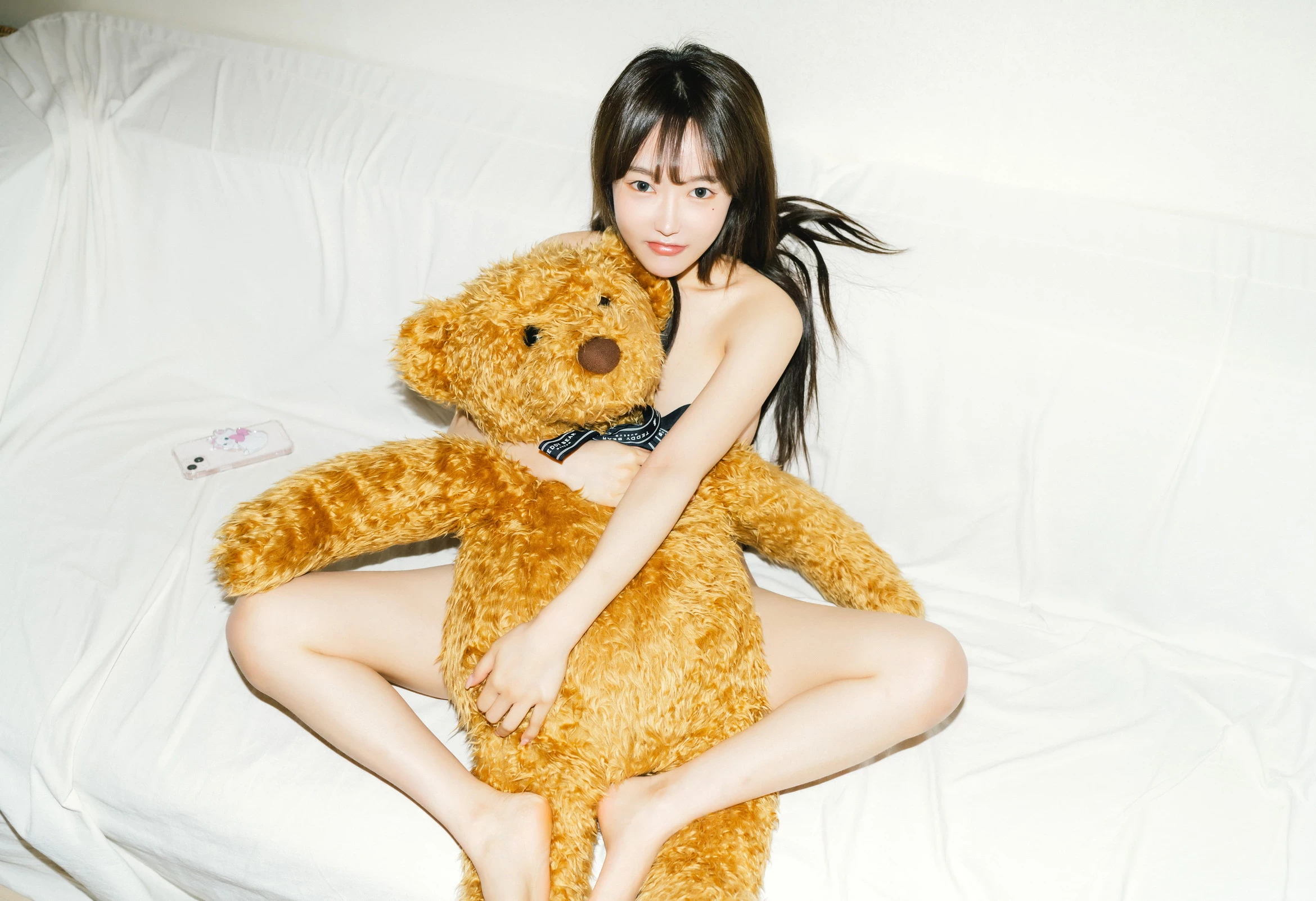 Jucy [쥬시] - Girlfriend’s Room [76P]