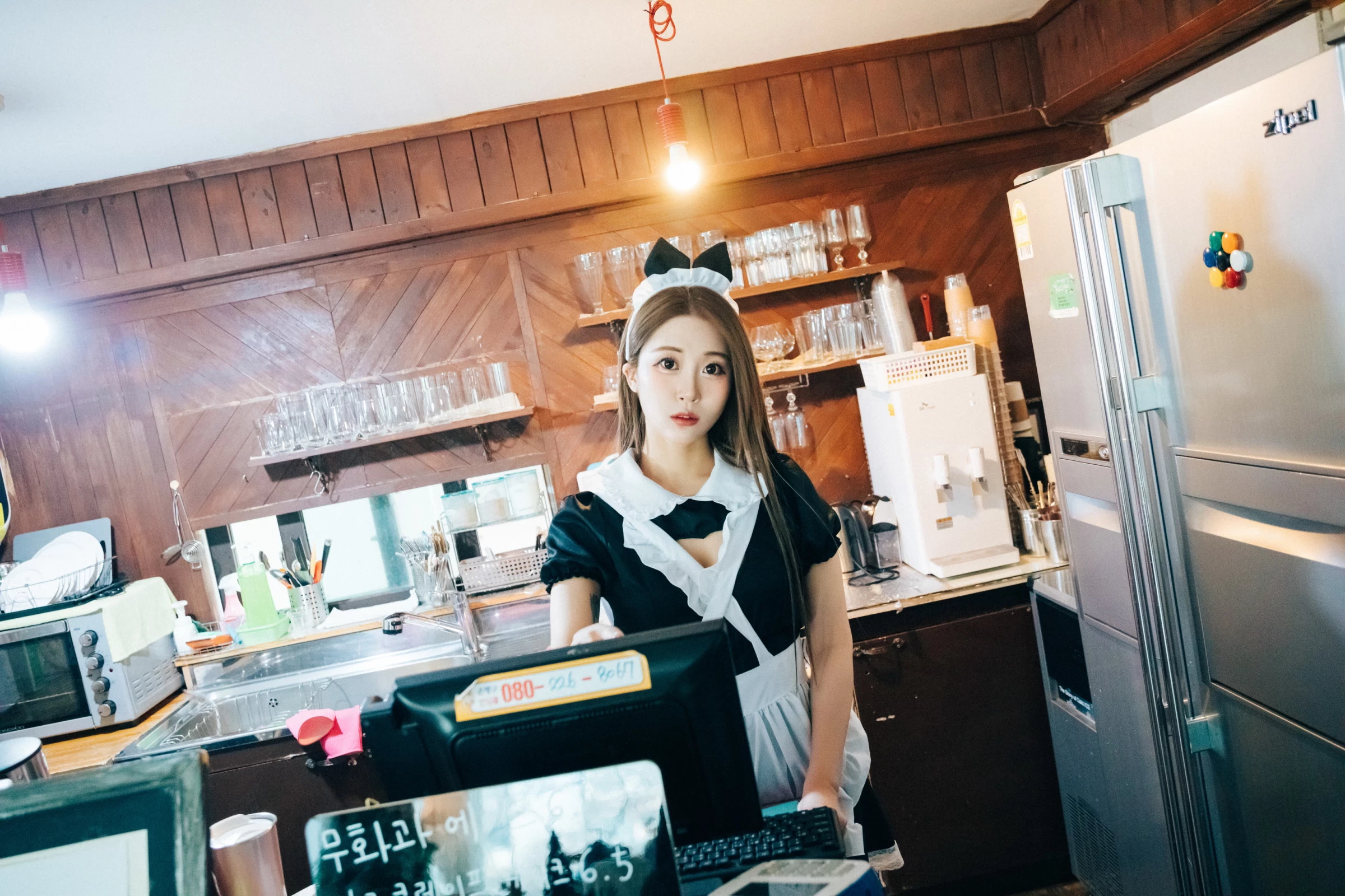 Bomi [보미] - Maid Cafe 1 [85P]