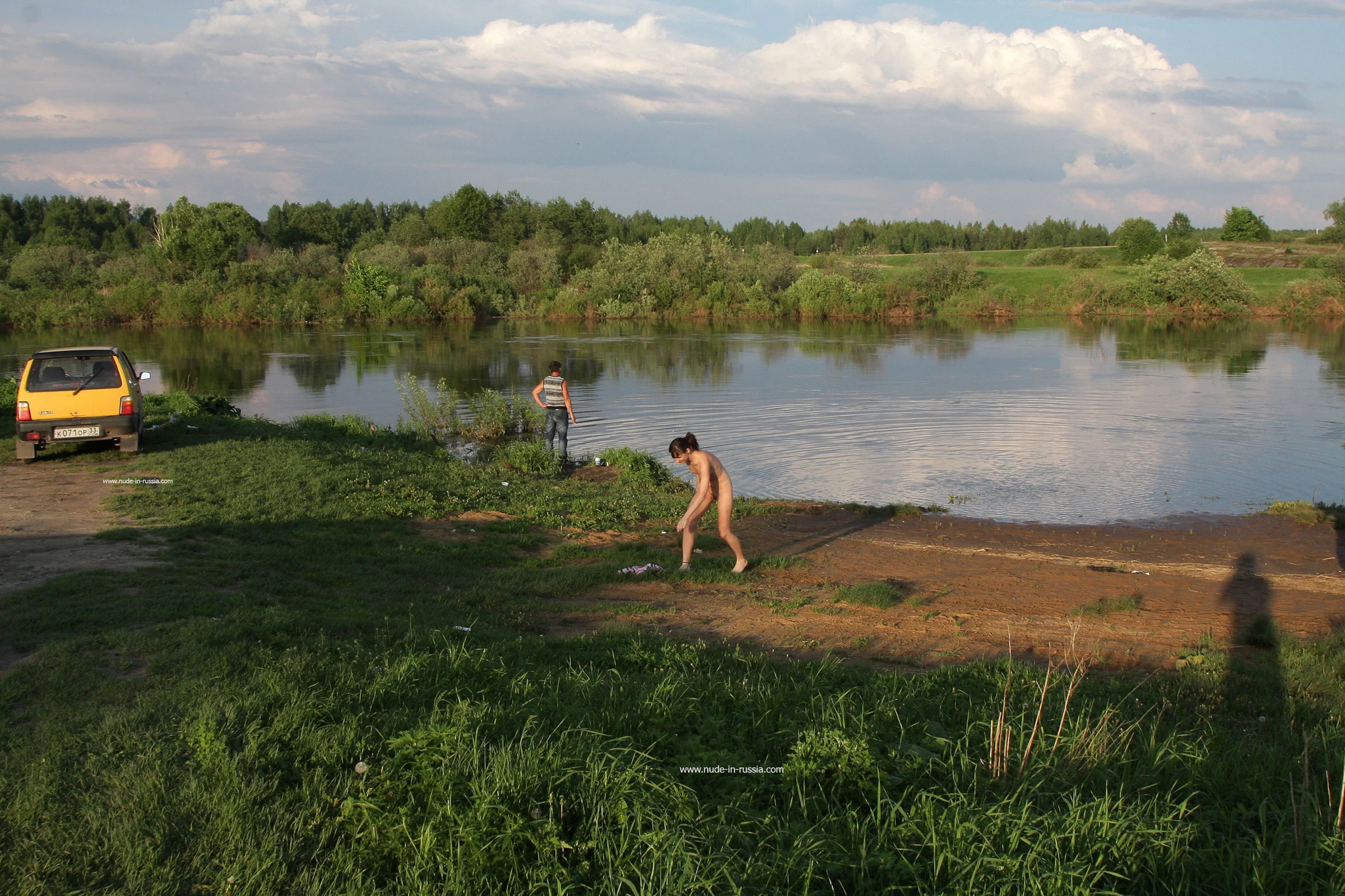 NudeInRussia Daina Splashes In The Nerl River [68P]