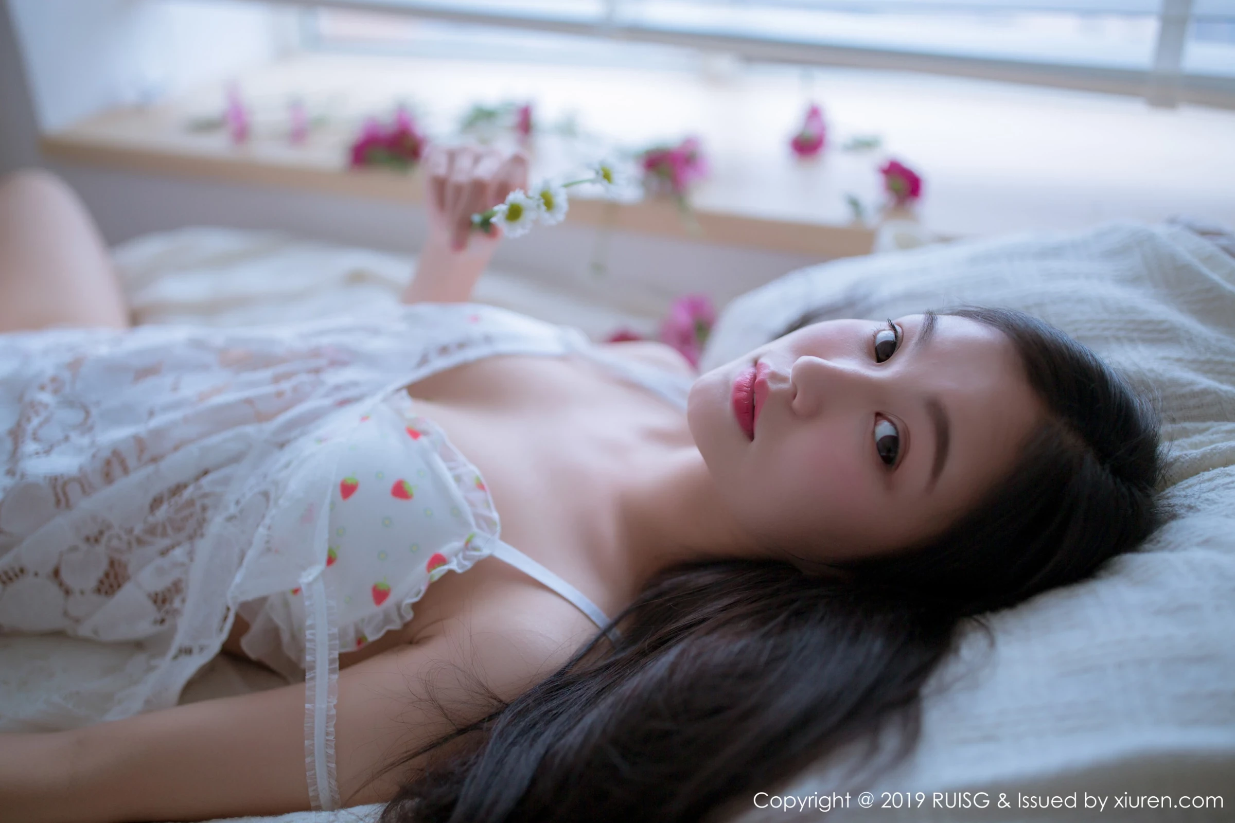 [RUISG瑞丝馆]2019.06.25 Vol.068 深紫Julie [50P]