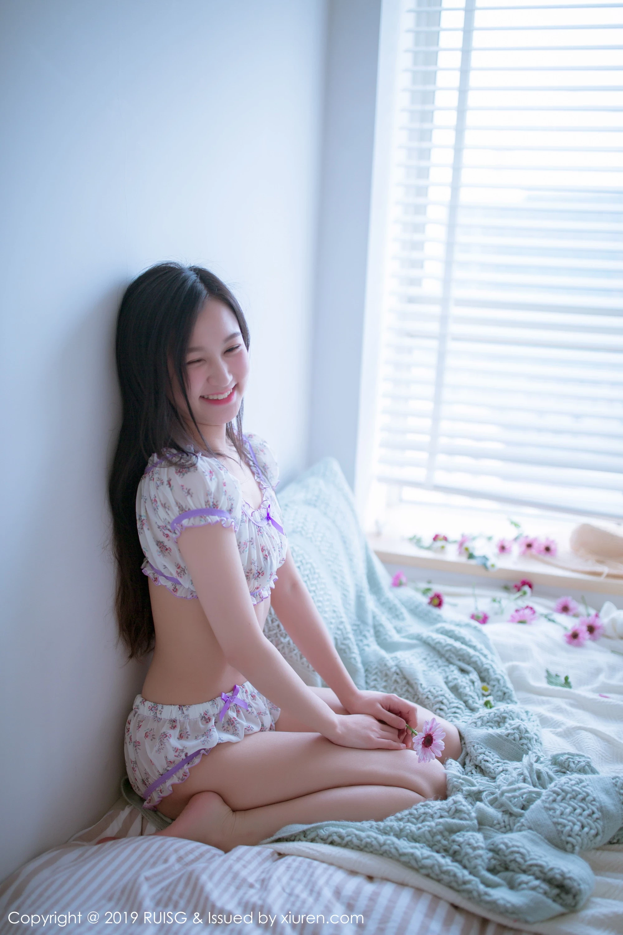 [RUISG瑞丝馆]2019.06.25 Vol.068 深紫Julie [50P]