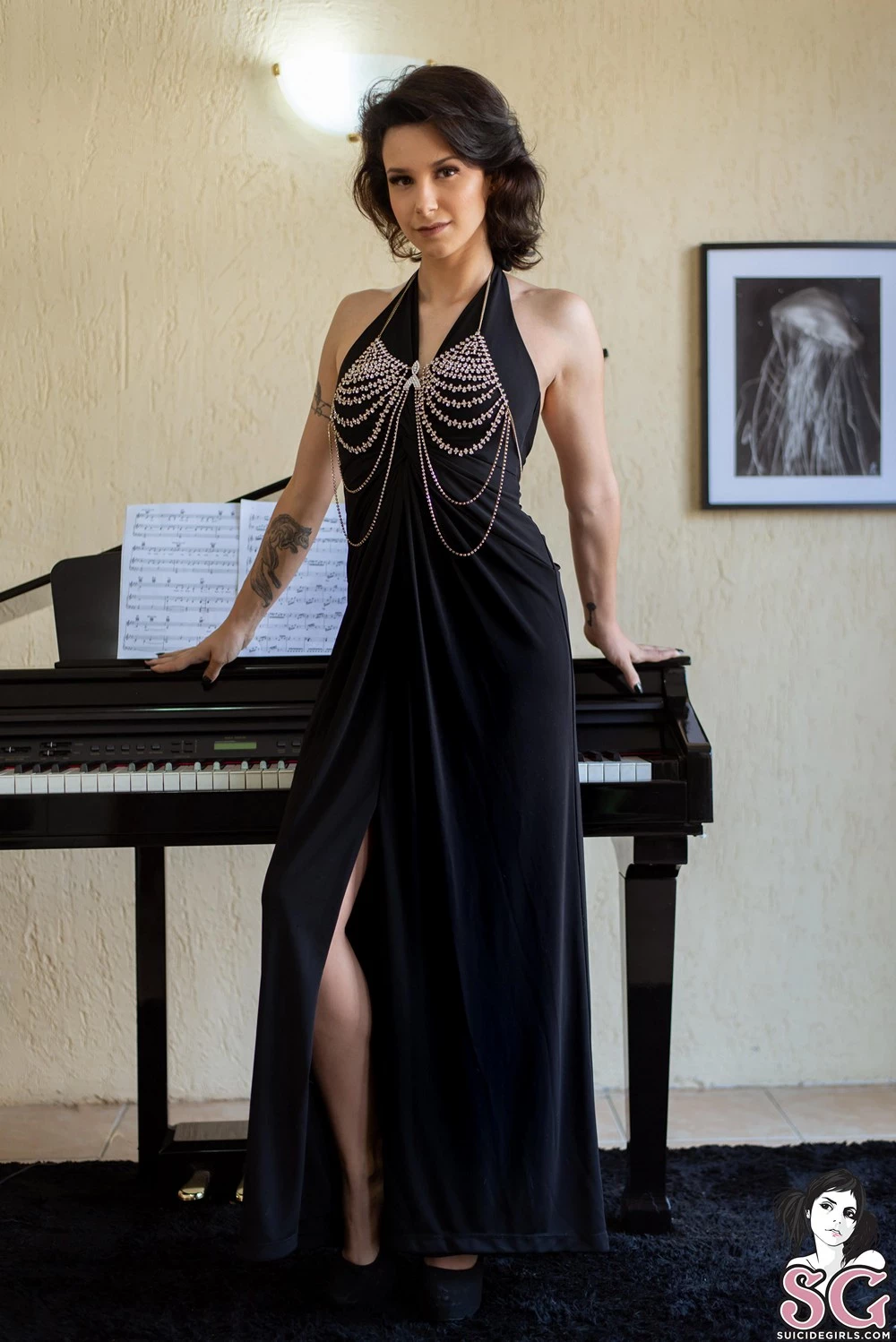 [Suicide Girls] Gweenblack - The Piano Room