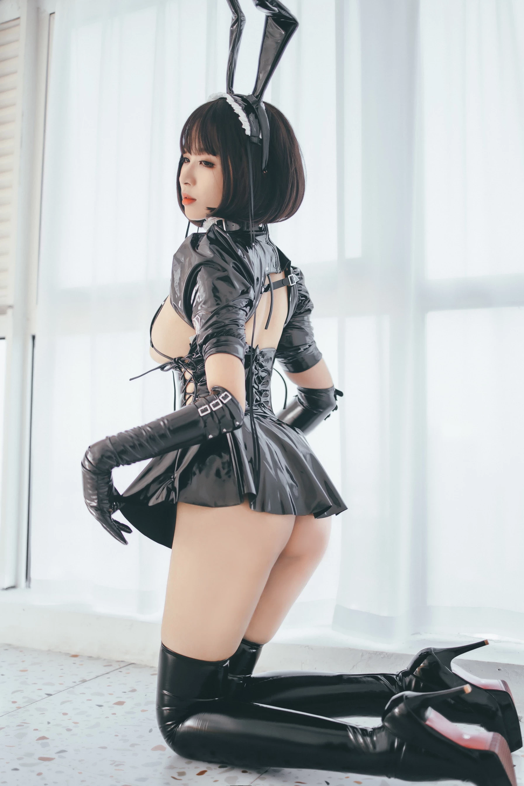 Xansoon 轩萧学姐 – Bunny girl maid 兔女郎女仆 [52P]