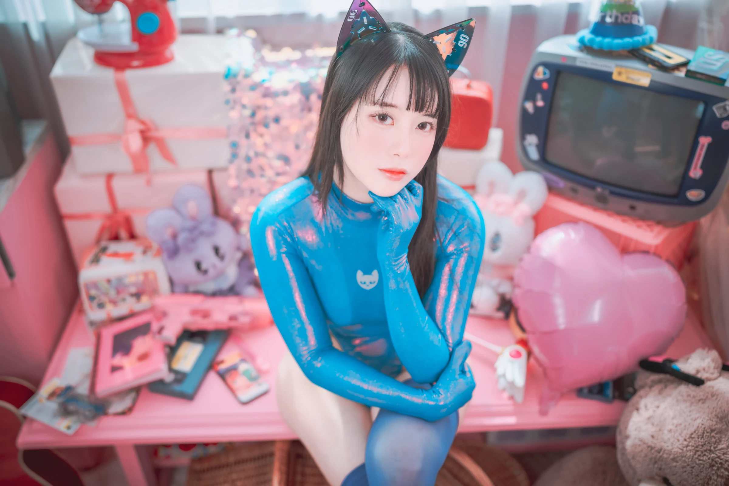 ZziZzi - Cyber Cat in Mystique Blue [117P]