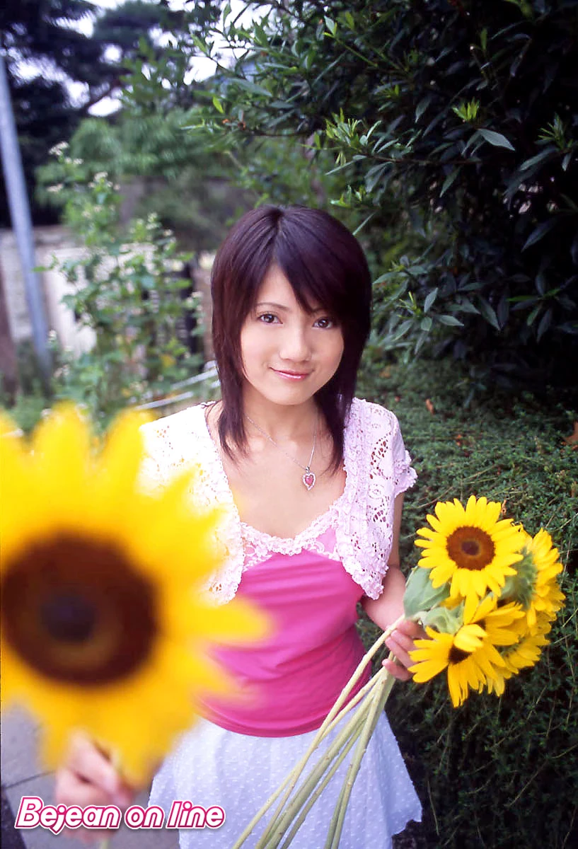 安达真美[Bejean On Line] 2006.09 初写美人 - Mami Adachi [42P]