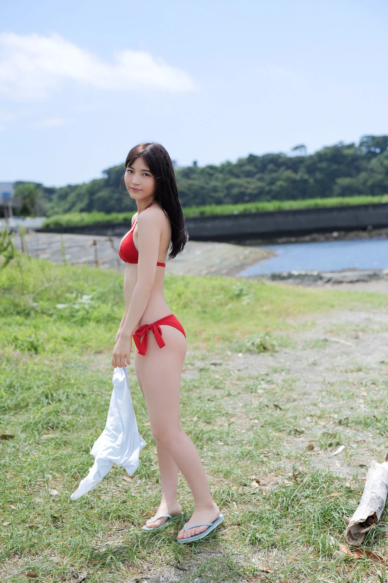 黒嵜菜々子 日本一バズってるBIKINI vol．2 [111P]