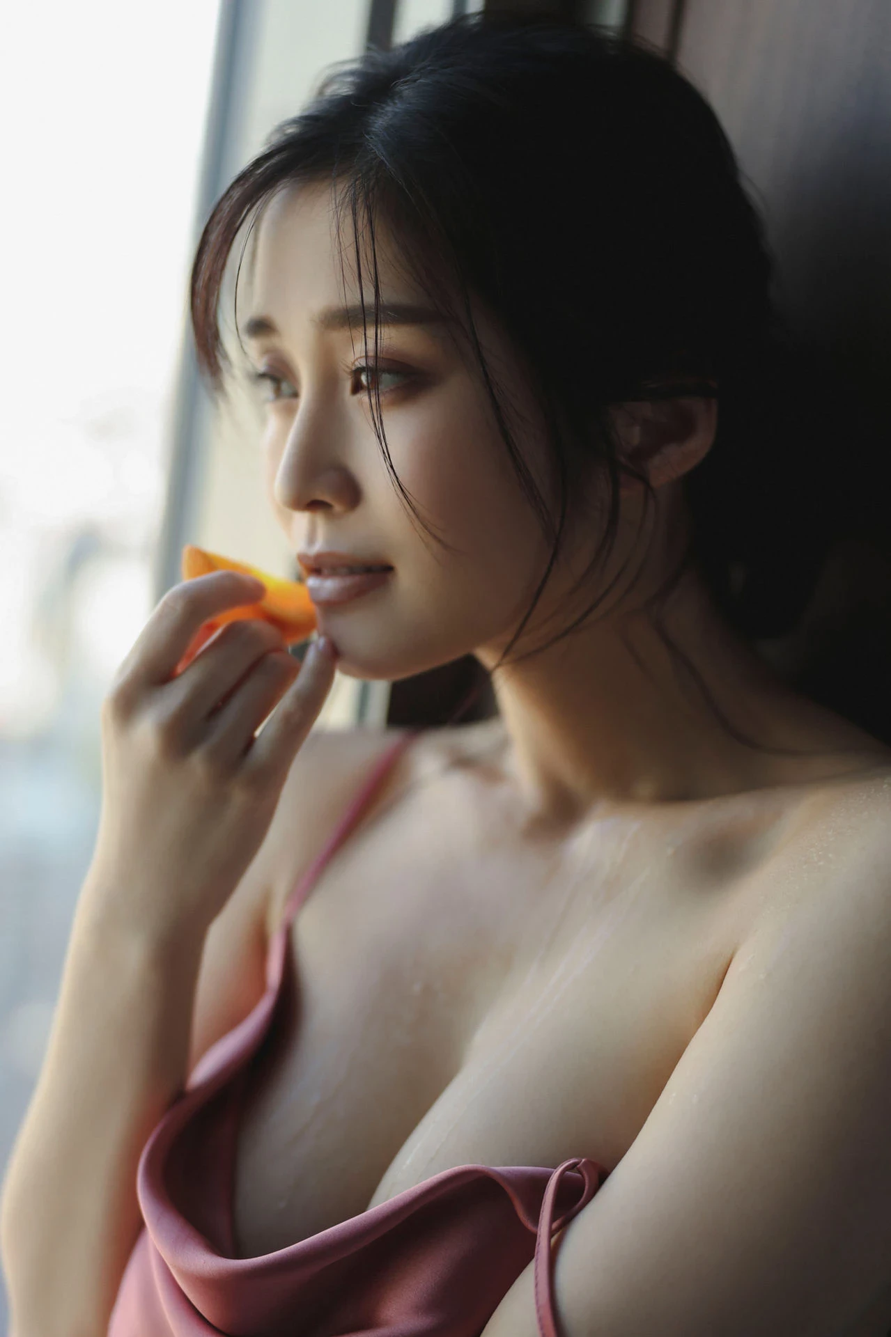 [高桥凛] 惊人饱满美乳藏不住 粉丝看了都说赞 [27P]