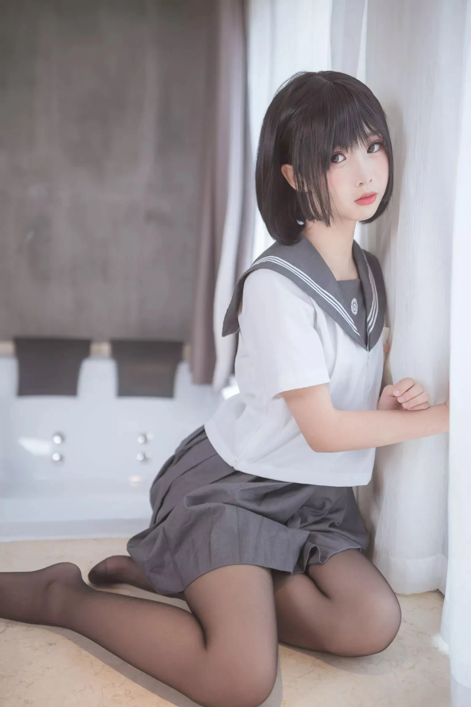 面饼仙儿 – 脑内少女 黑丝JK 画像25枚