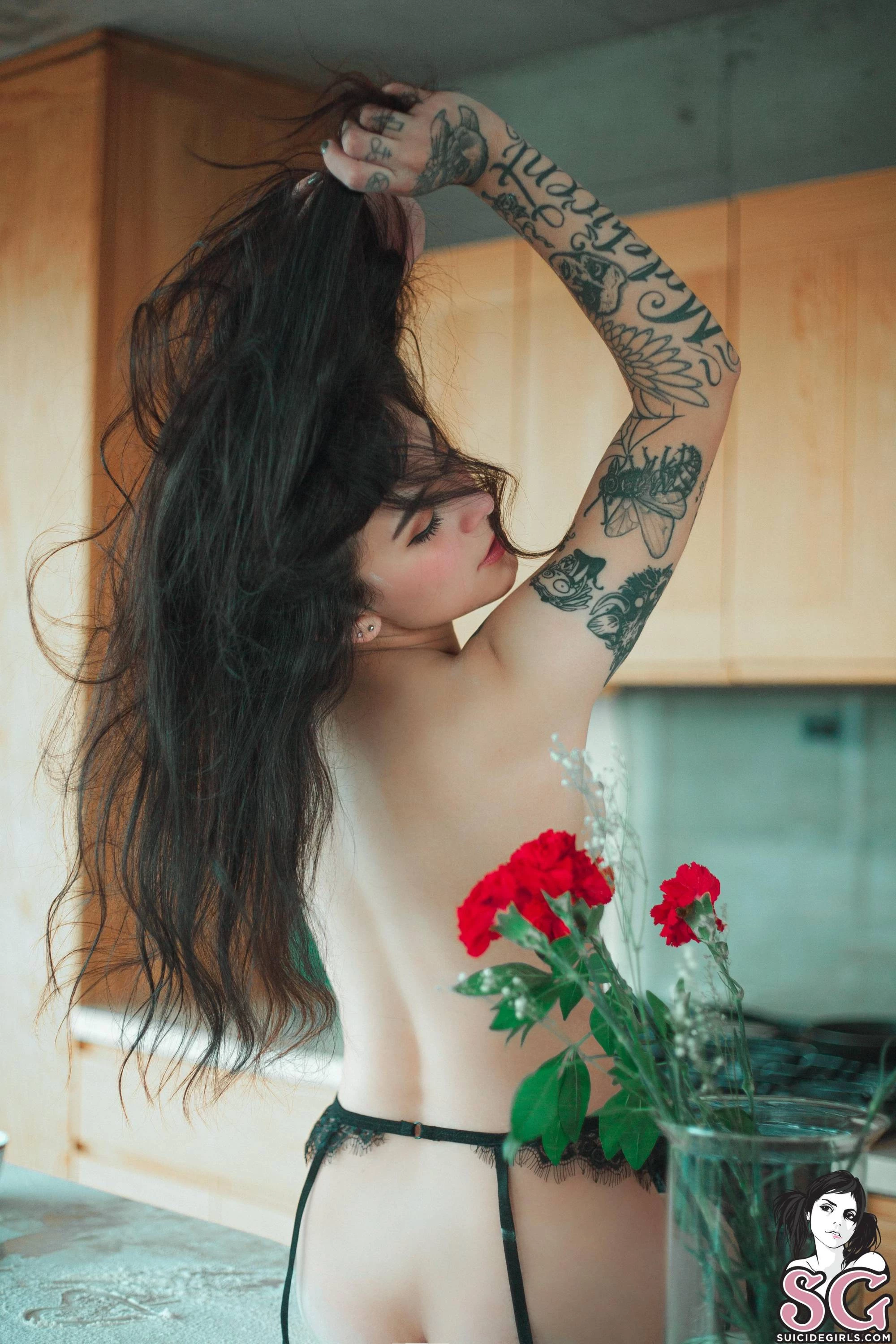 [网搜大尺度系列]SuicideGirls Anne - Feel My Flou[55P]