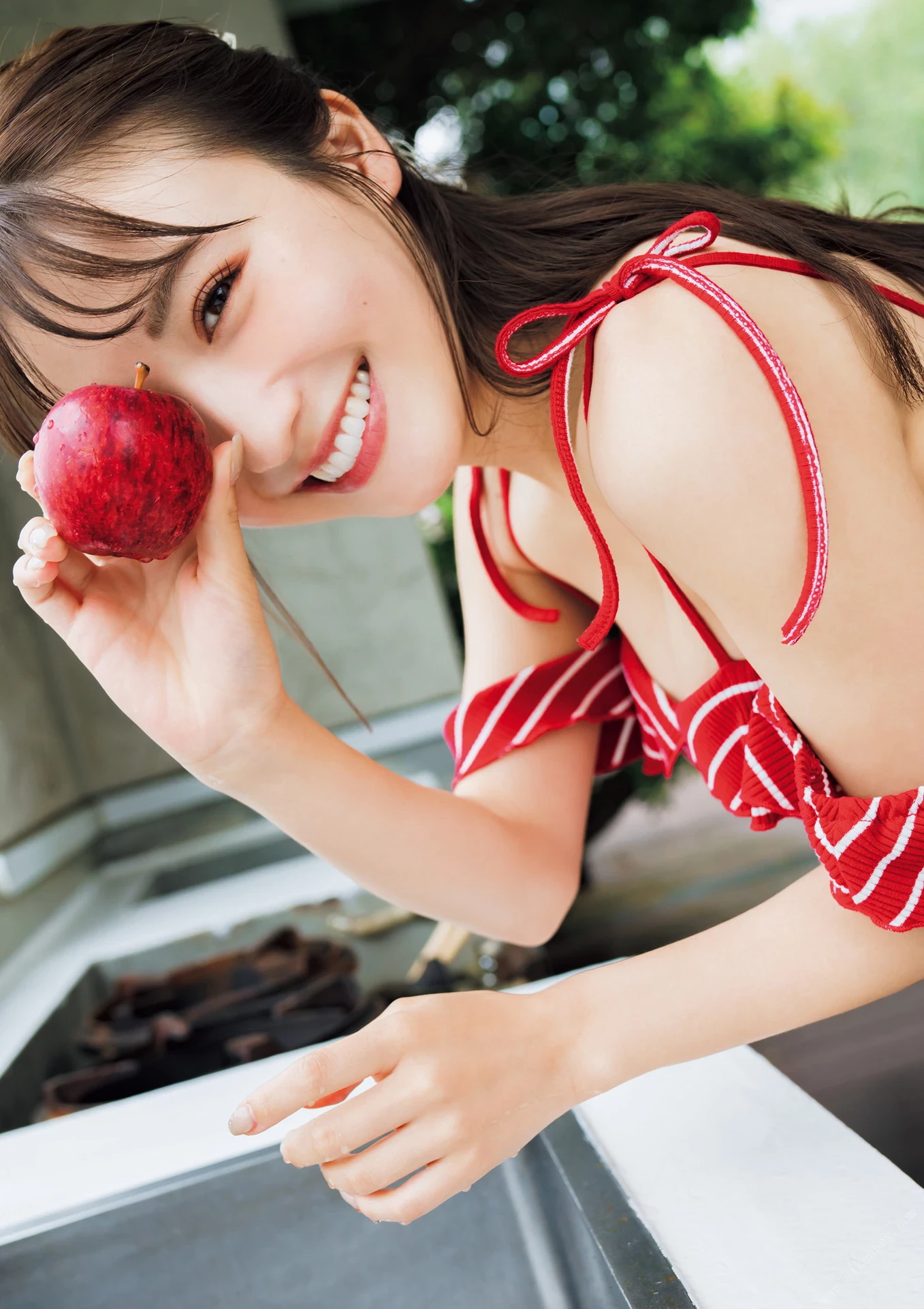 伊藤爱真 1st Photobook - Soleil ソレイユ [129P]