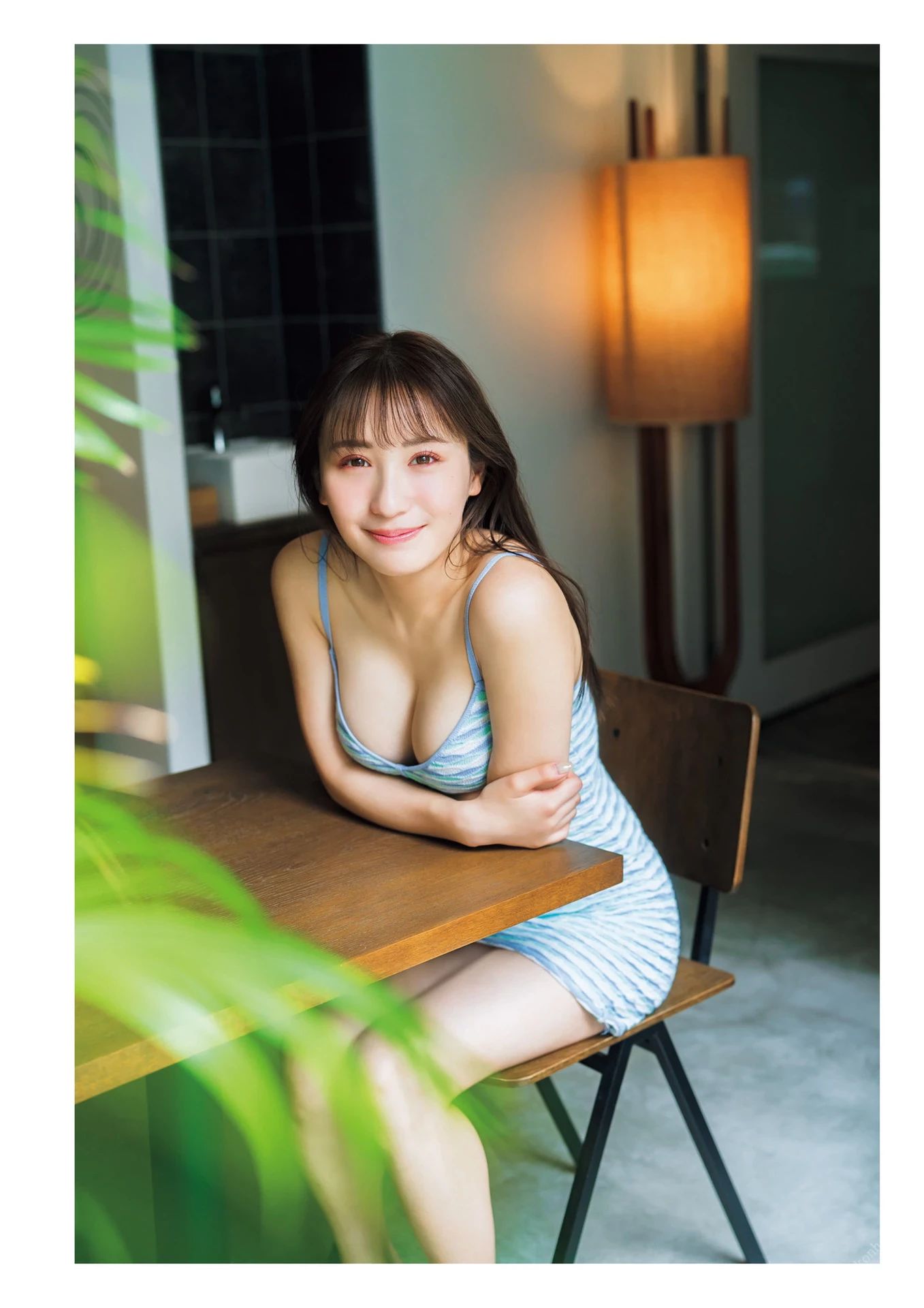 伊藤爱真 1st Photobook - Soleil ソレイユ [129P]