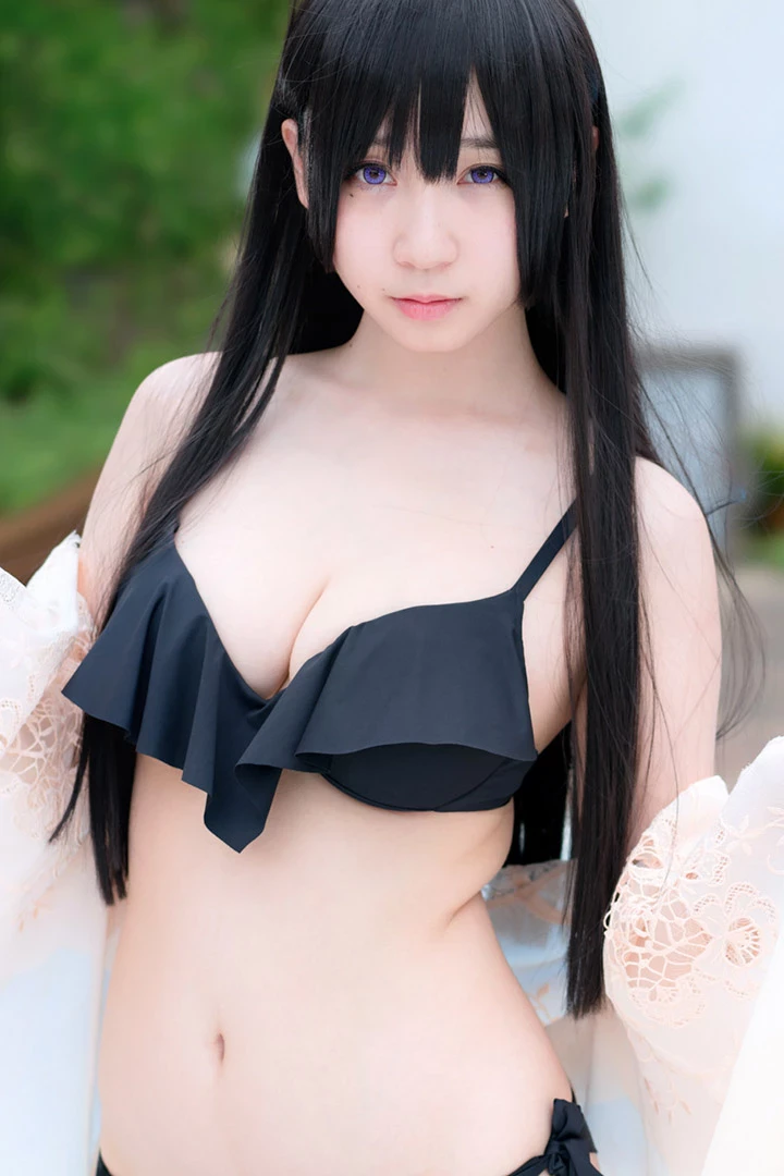 2018年5月24日[有片]著名Cosplayer伊织萌以清纯样子爆乳身材天国进军写真界