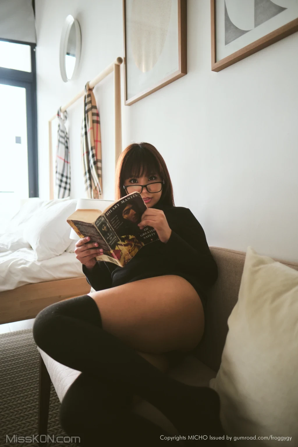 Micho Teh Vol.1： Glasses & Black Turtleneck [59 photos]