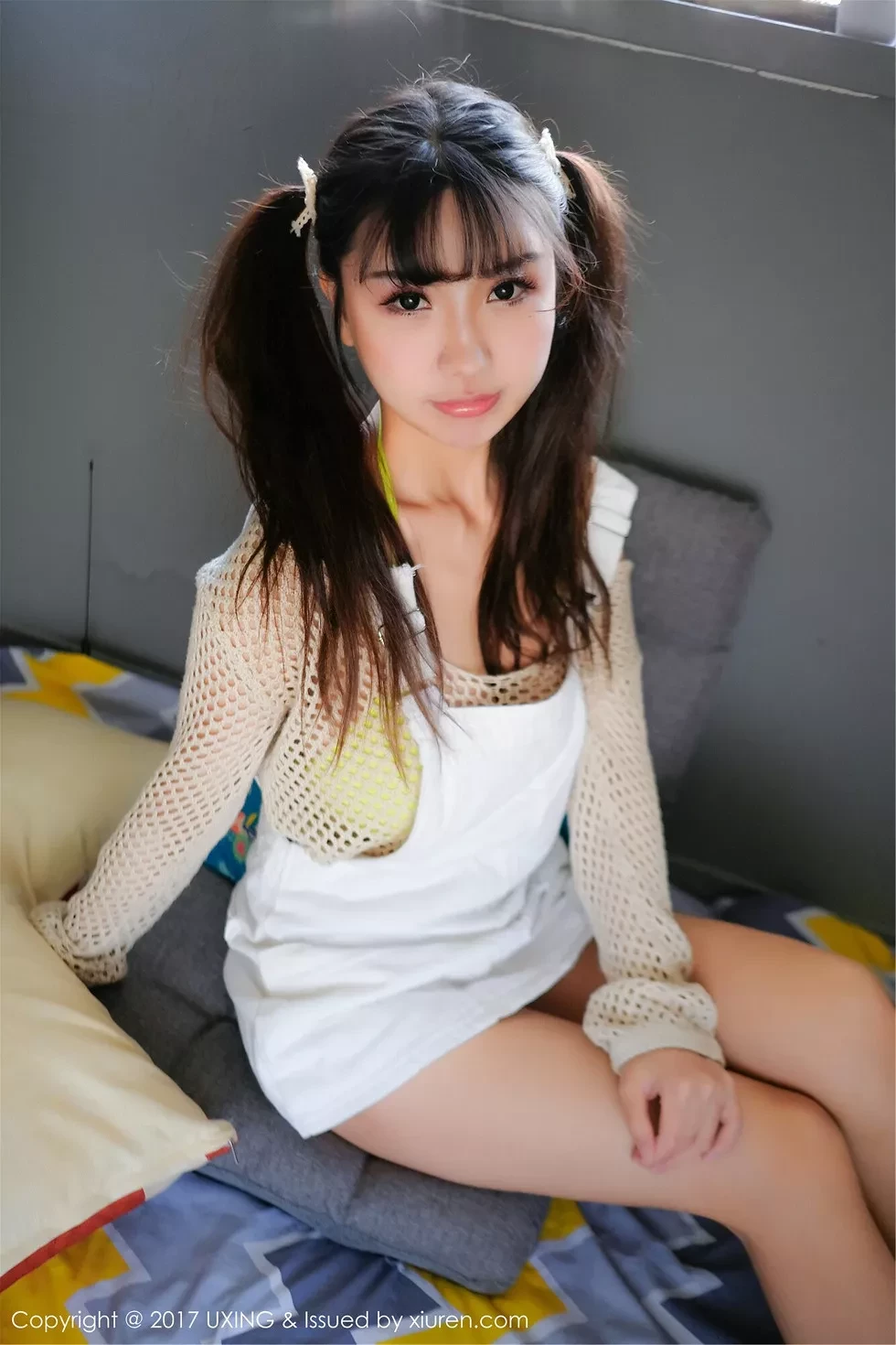 [UXING优星馆]Vol.050_巨乳萝莉晓茜sunny学生装 私房内衣秀完美身材性感写真47P