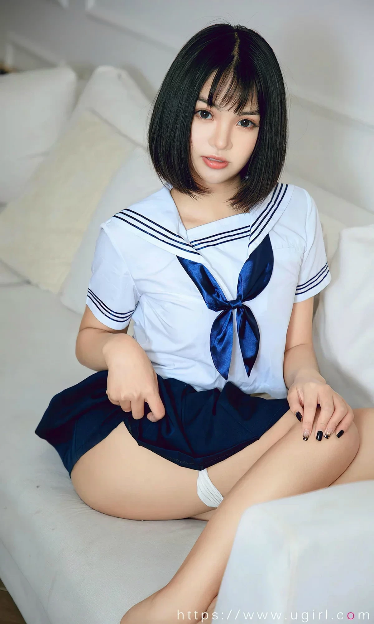 [Ugirls爱尤物]No.2734_模特橘子性感短裙学妹制服 白色轻透内衣秀曼妙身姿诱惑写真35P