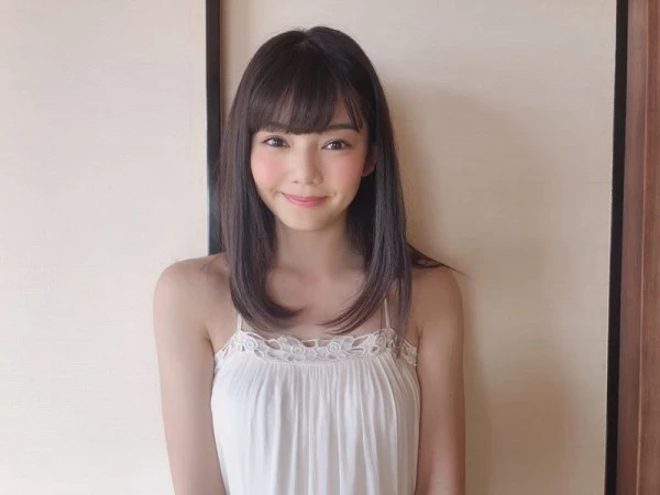 平冢日菜[19] アイドルグループ“ふわふわ”人気メンバー平冢日菜[19] 贵重なビキニ...