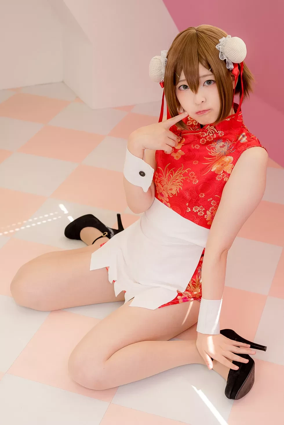 [Cosplay精选]Cosplay正片《美少年部屋》图集真人美少女白嫩美腿性感写真300P