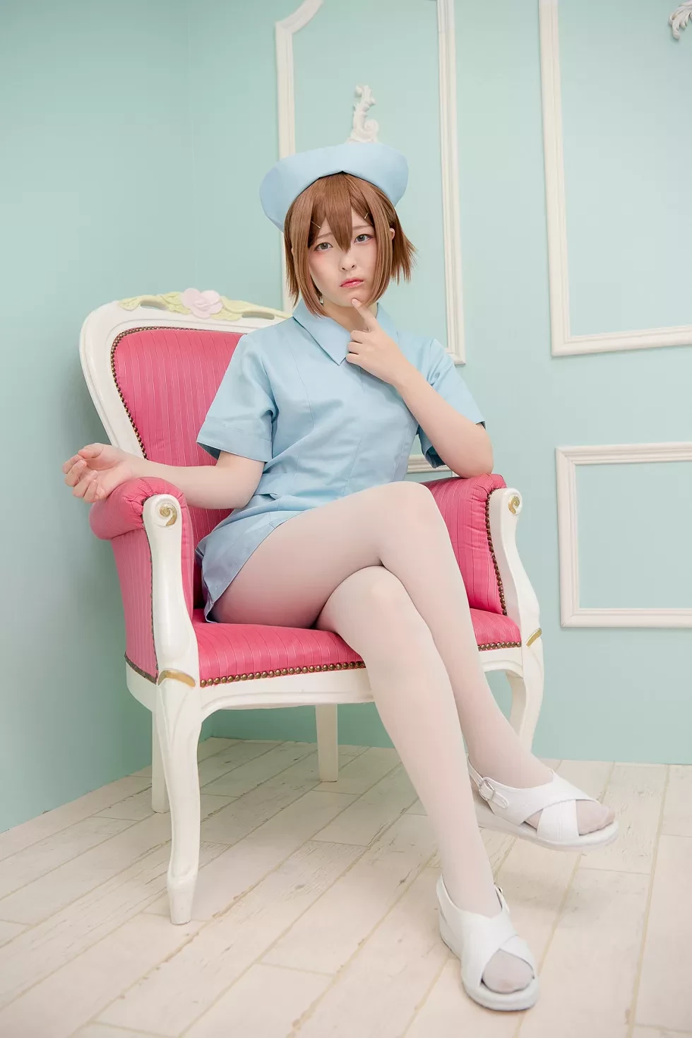 [Cosplay精选]Cosplay正片《美少年部屋》图集真人美少女白嫩美腿性感写真300P