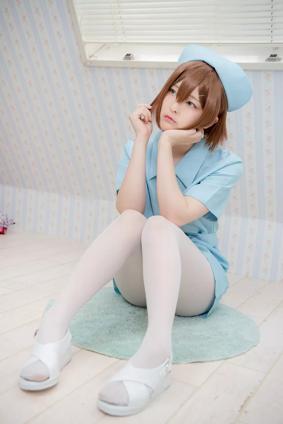 [Cosplay精选]Cosplay正片《美少年部屋》图集真人美少女白嫩美腿性感写真300P