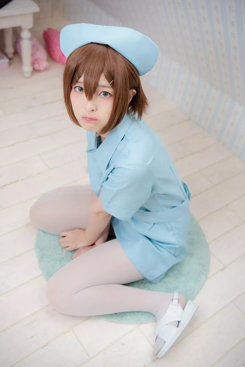 [Cosplay精选]Cosplay正片《美少年部屋》图集真人美少女白嫩美腿性感写真300P