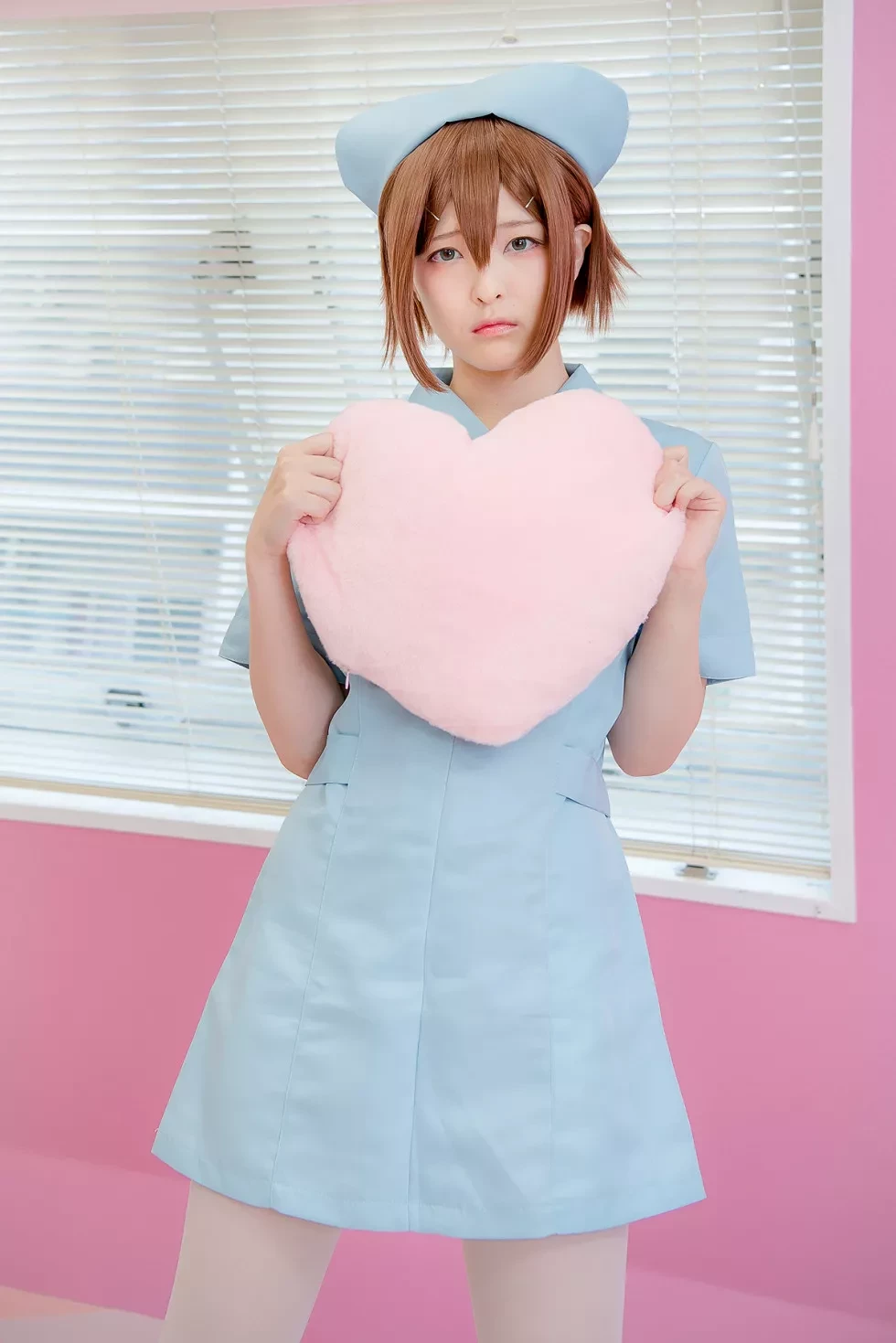 [Cosplay精选]Cosplay正片《美少年部屋》图集真人美少女白嫩美腿性感写真300P