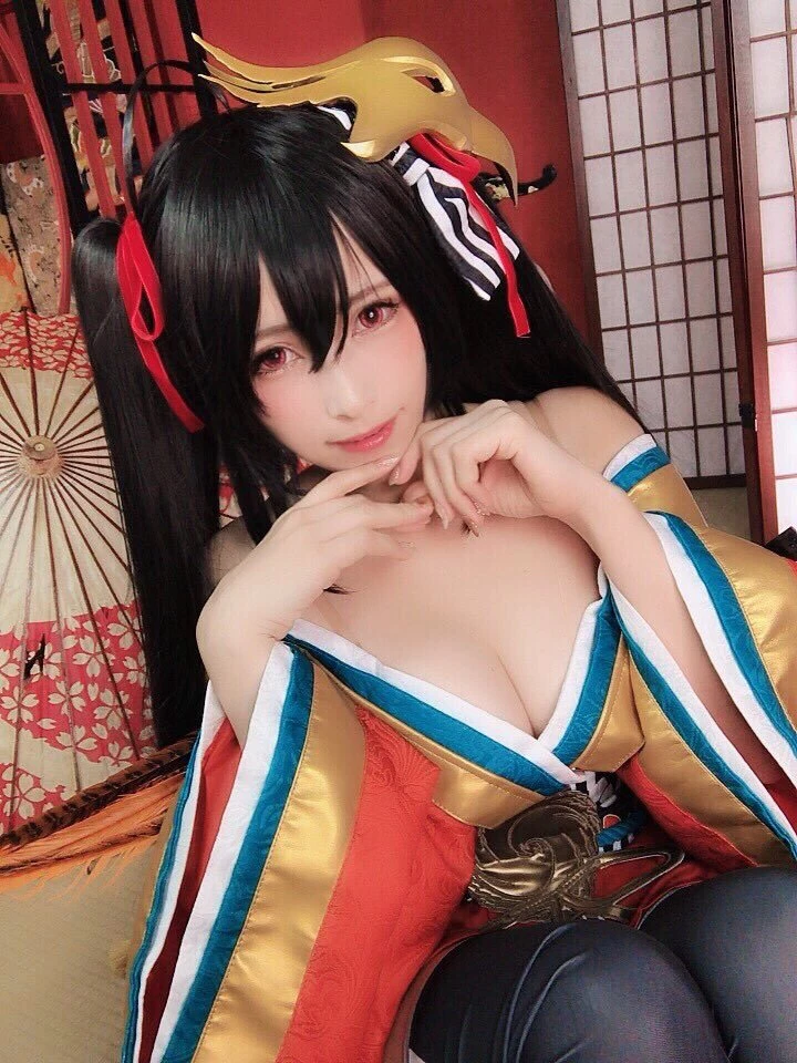 超甜美Coser“JILL”卸下浓妆是个萌妹子 02