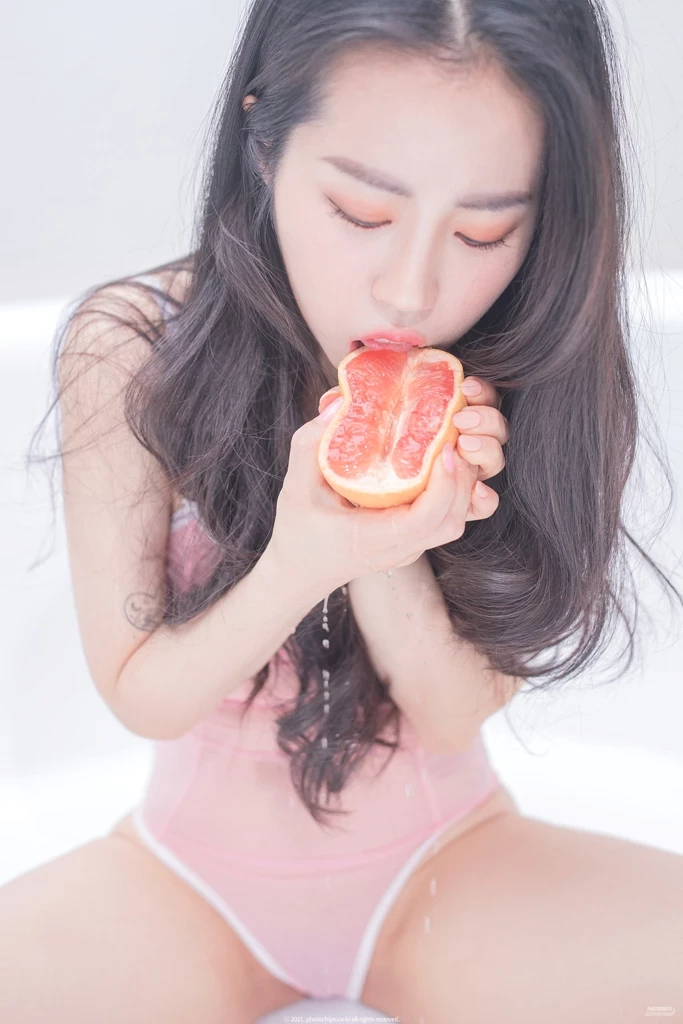 [Photochips] Vol.96 – Dami [퀸다미] No.10 [100P]