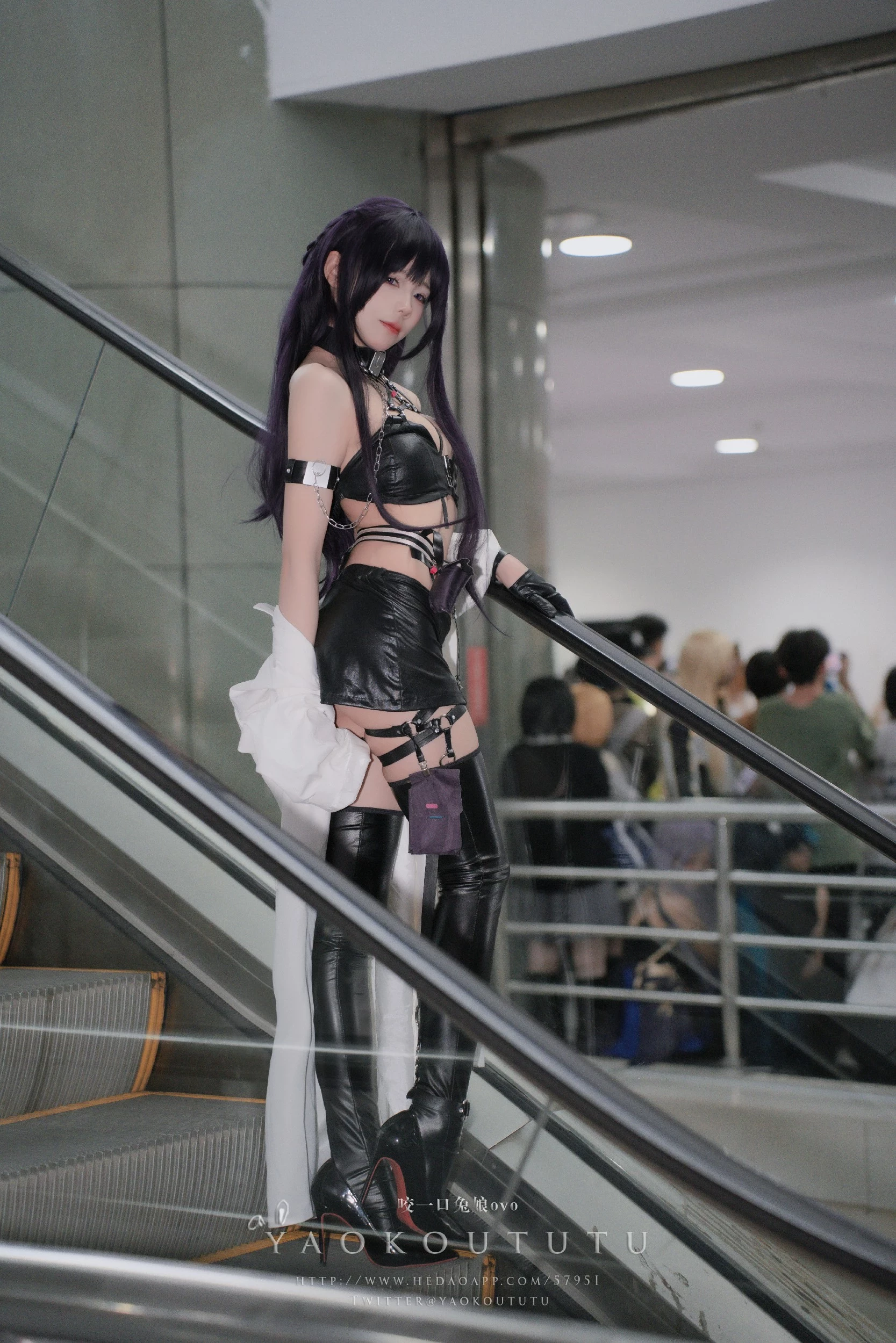 Coser@黏黏团子兔 - 漫展-米哈拉‘烤全兔专属配菜’ [27P]