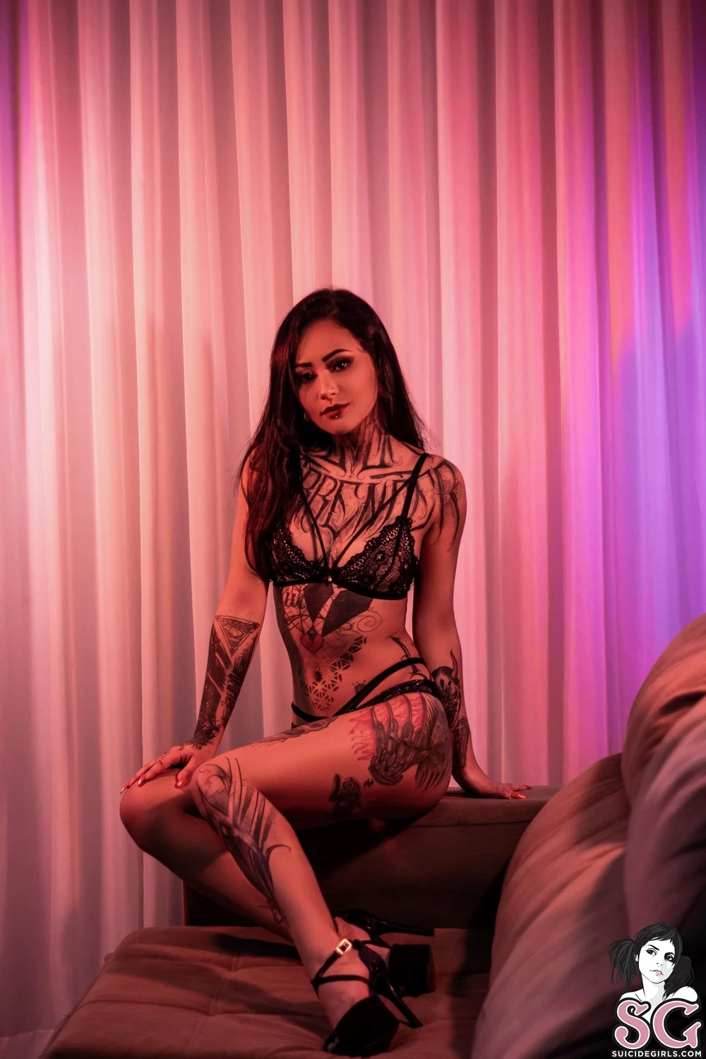 [Suicide Girls] Suryah - Red Room