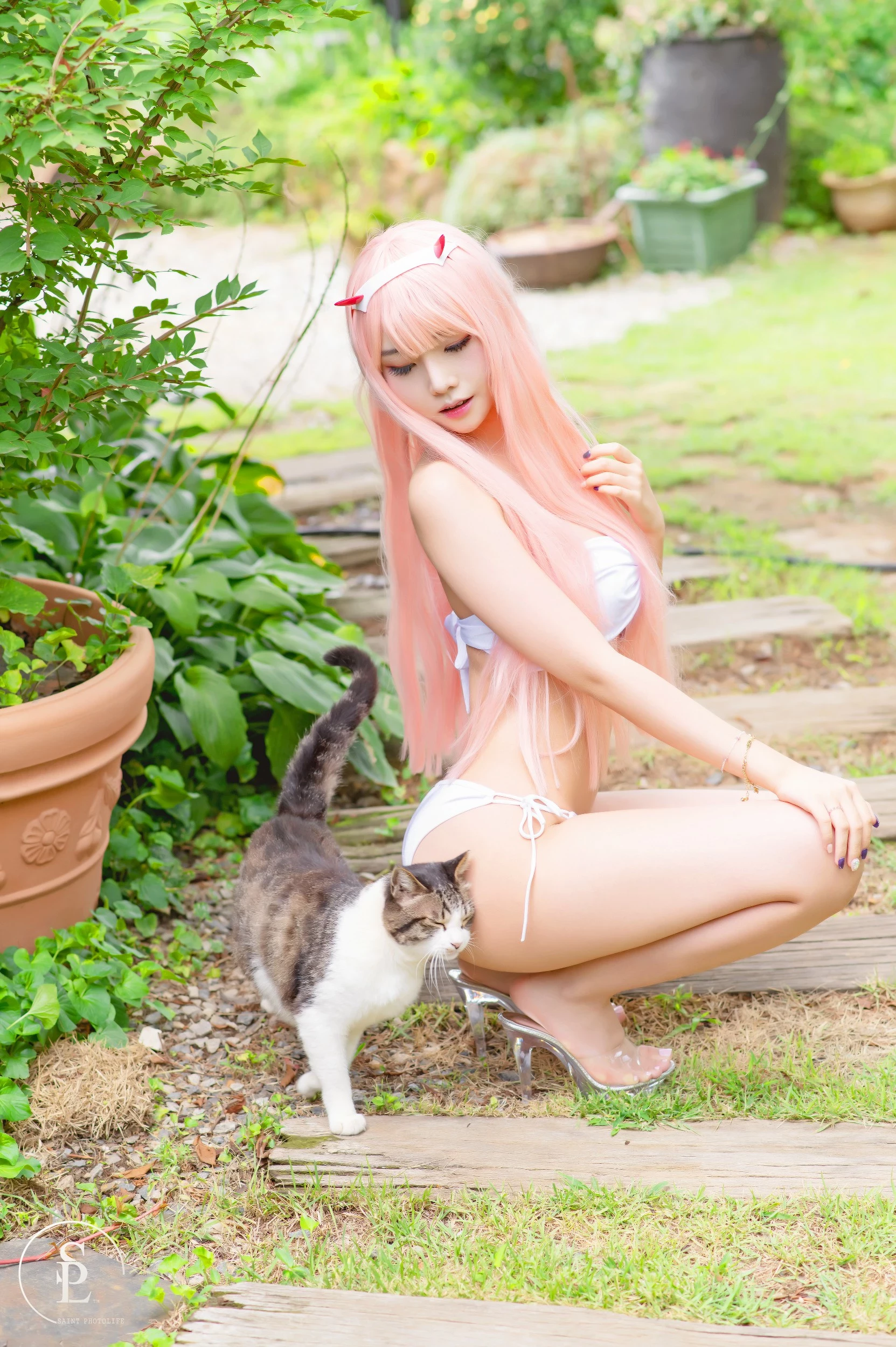 SAINT Photolife - Yuna [유나] - No.10 Zero Two [63P]