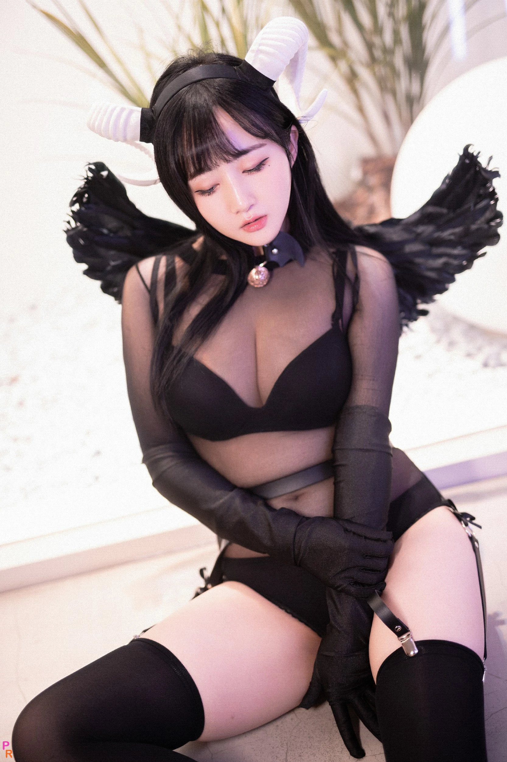 [PINK] Han Jina [한지나] - Succubus [109P]