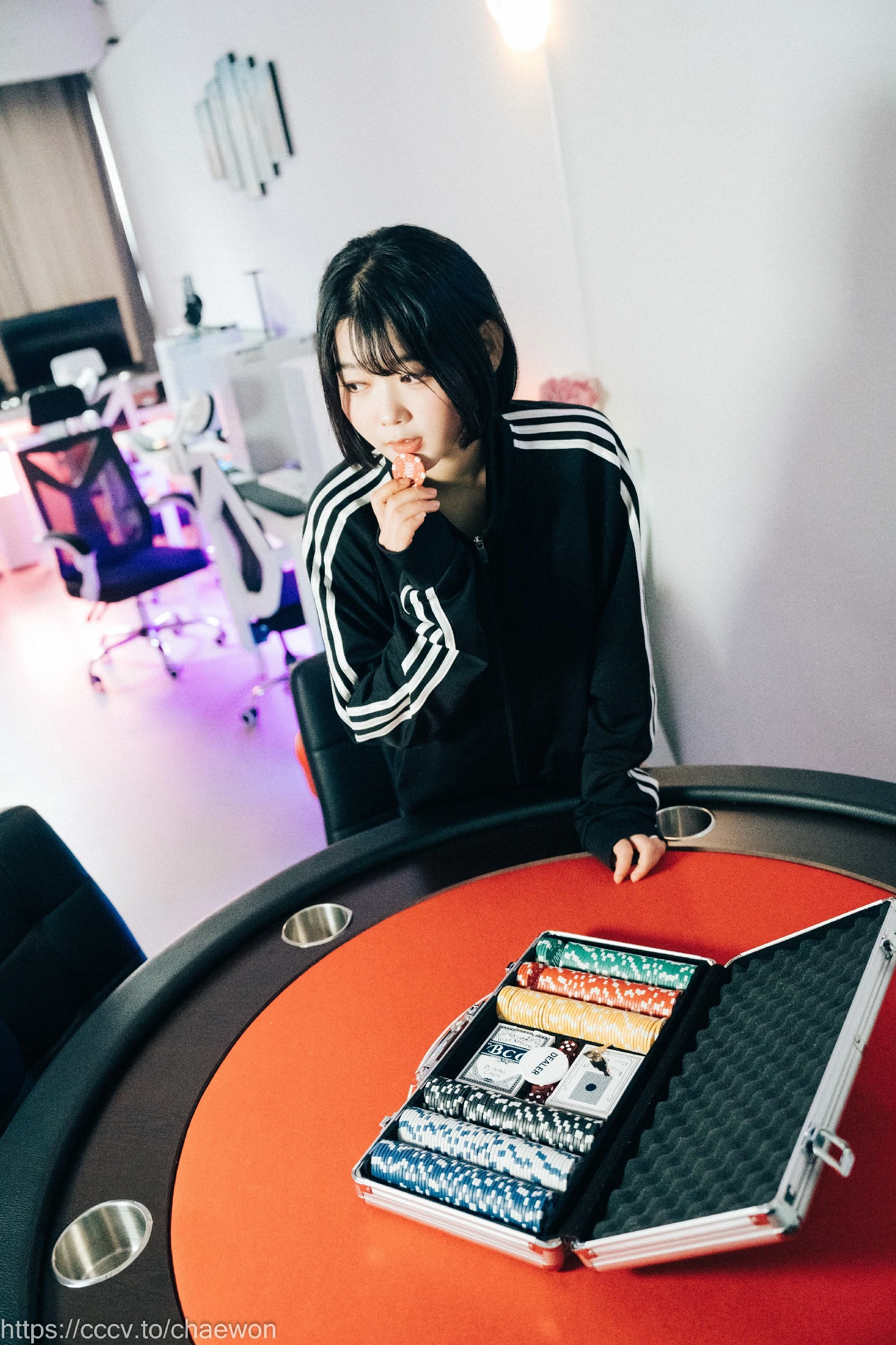 [Loozy] Zia [지아] - PC Room With SP [99P]