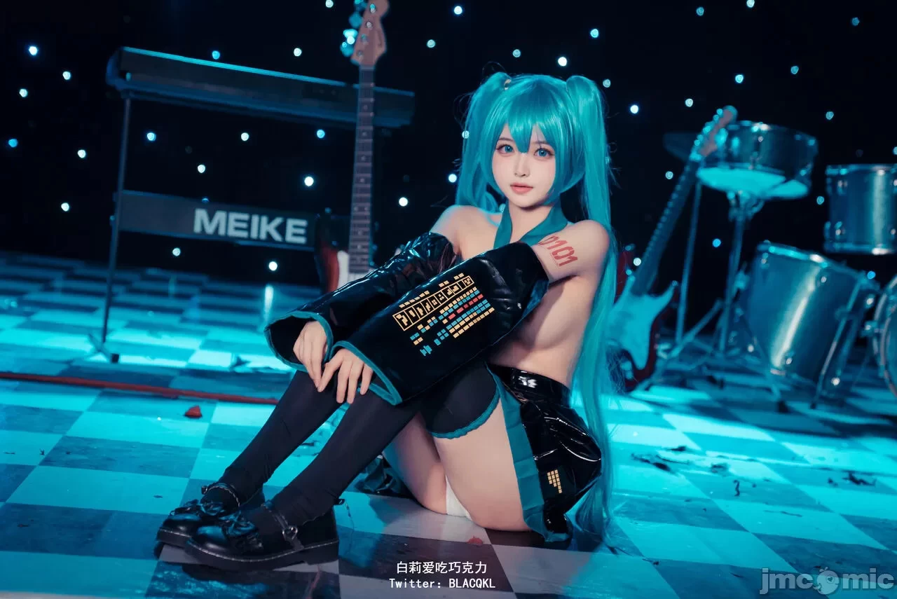 白莉爱吃巧克力 - miku [102P]