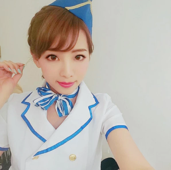 隐乳妹为了cosplay终于解放大长辈！超坏脾气隔着屏幕就嗅到乳香味...：好晕好醉