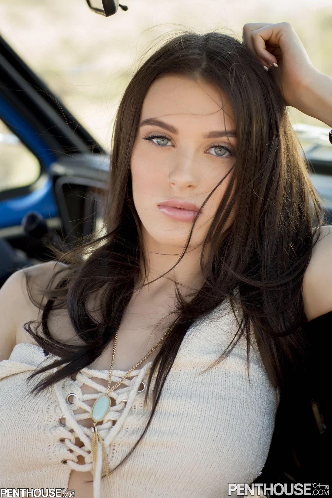 LANA RHOADES [160P]