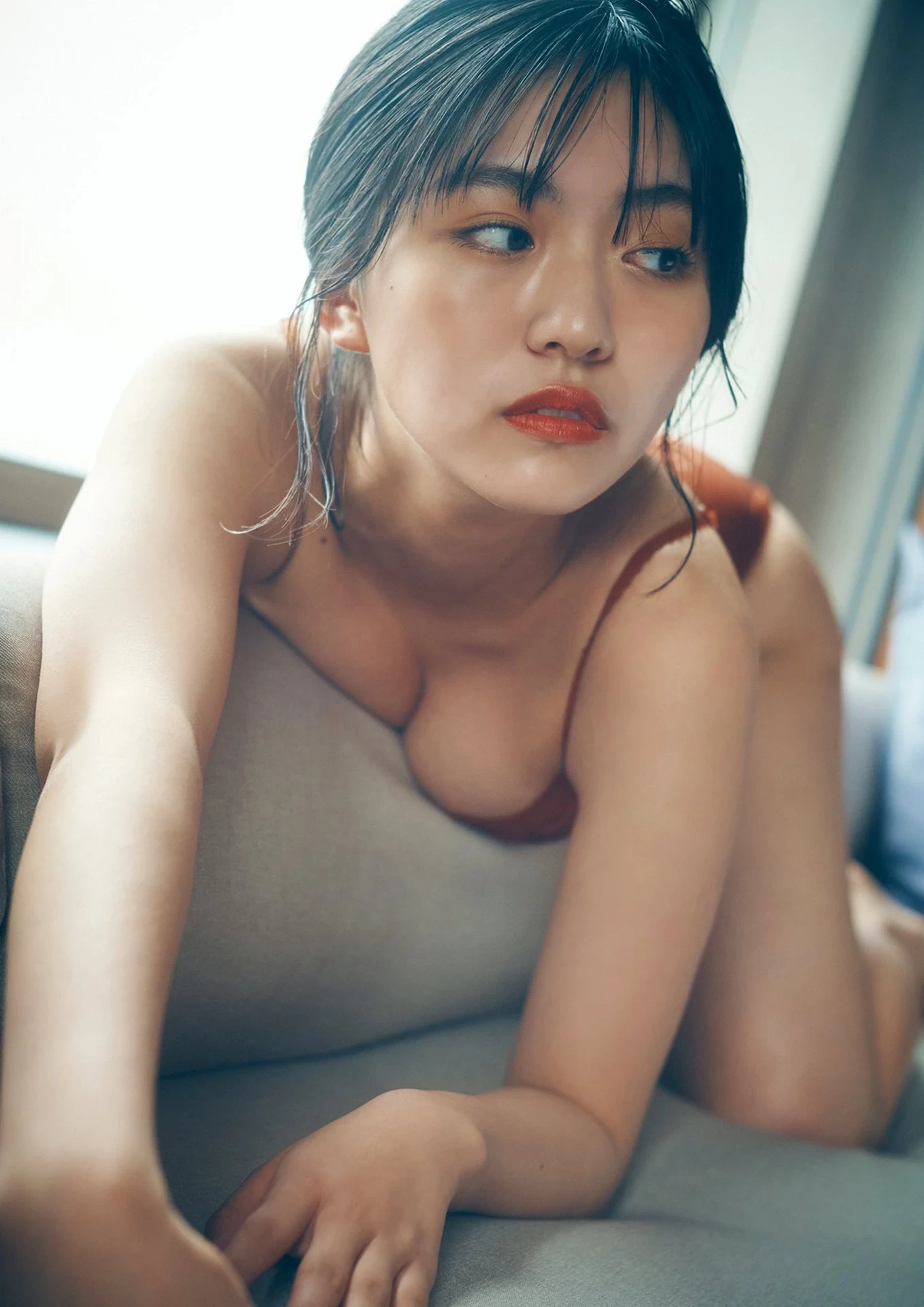 豊田留妃[豊田ルナ][BRODY Photobook] Runa Toyoda - An adult child [35P]