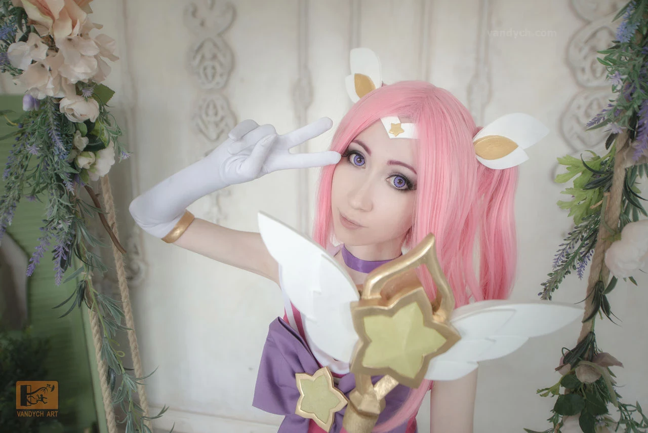 Vandych - Star Guardian Lux