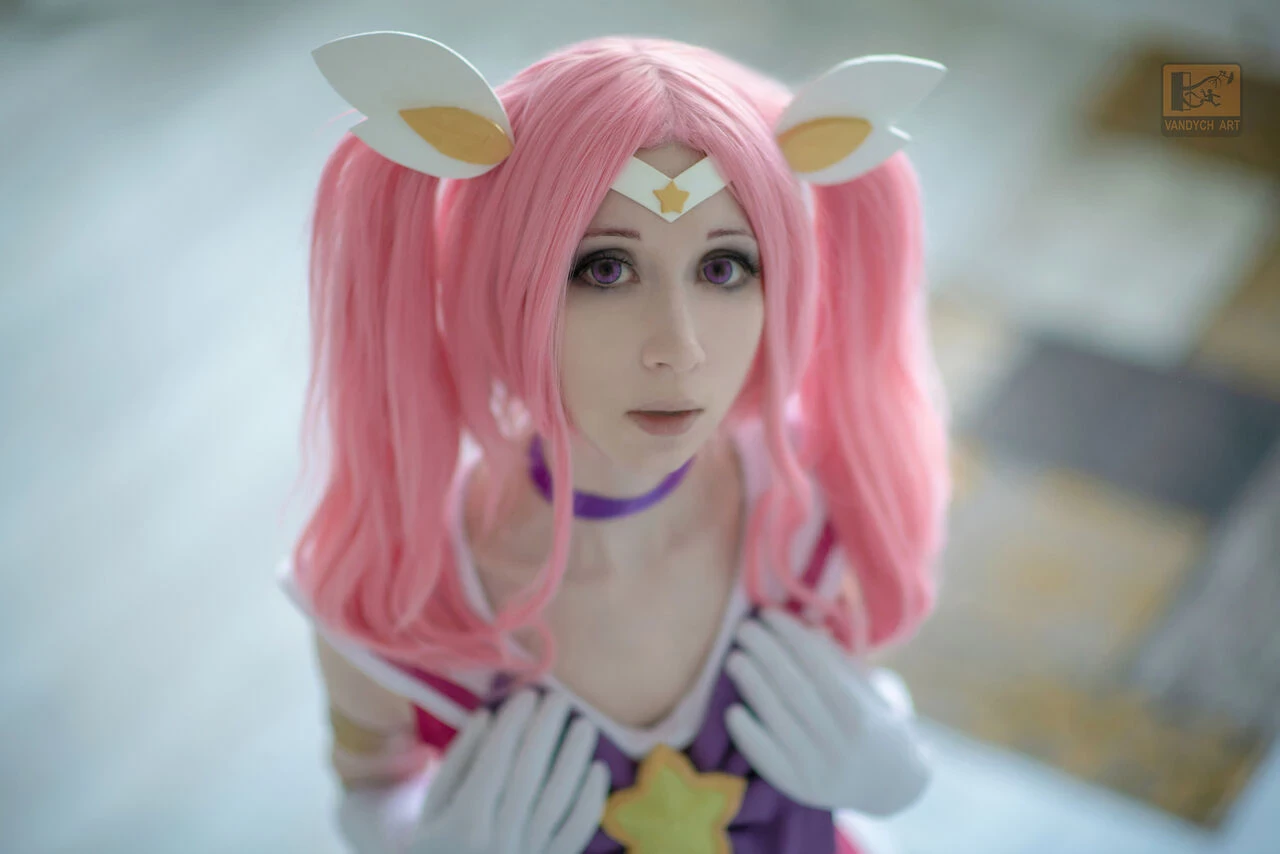 Vandych - Star Guardian Lux