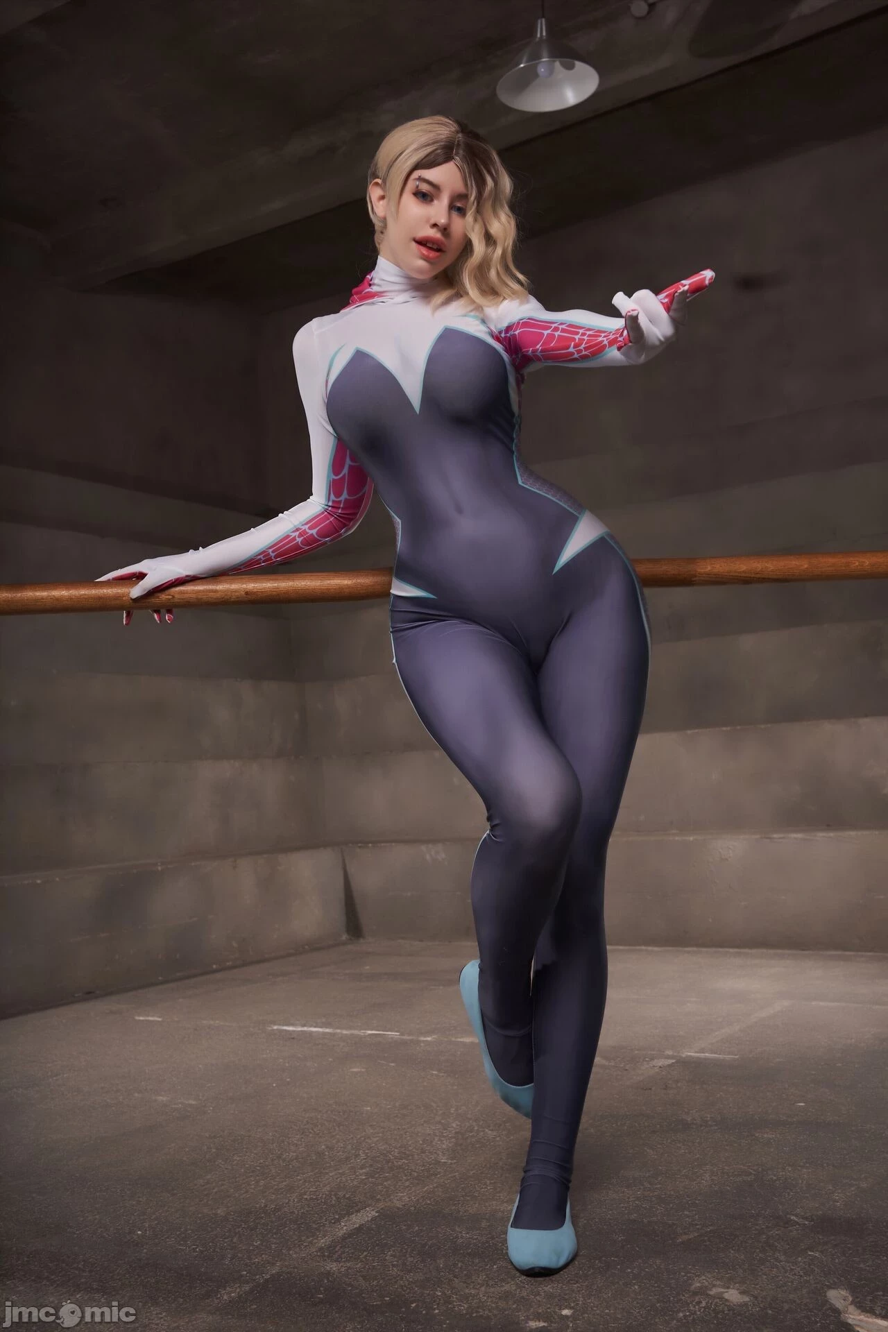 Voezacos - Spider-Gwen [38P]