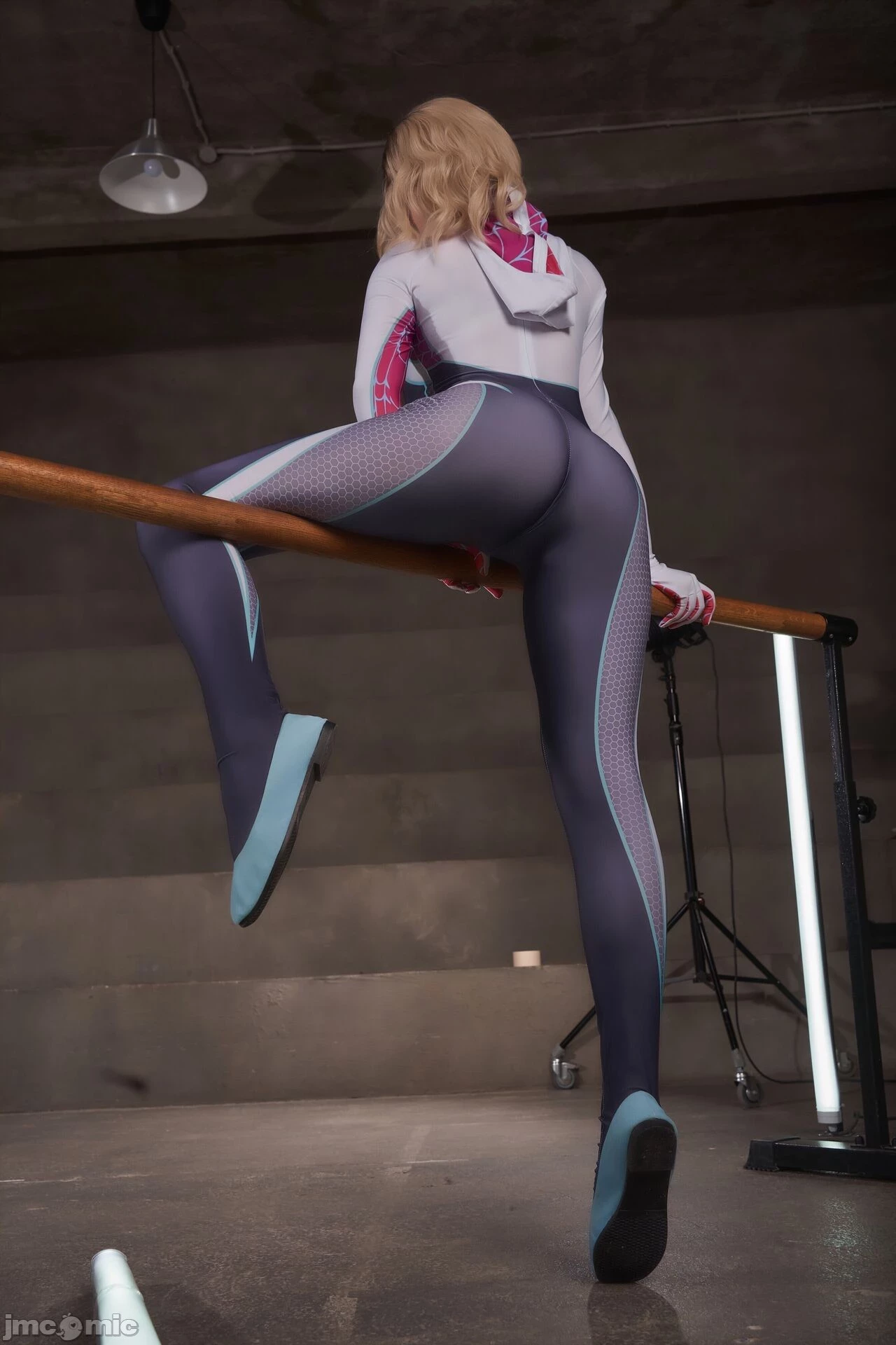 Voezacos - Spider-Gwen [38P]