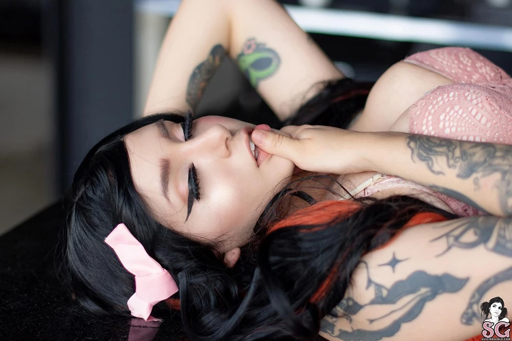 [Suicide Girls]Jul 07, 2022 - Betzyblack - Nezuko[42P]