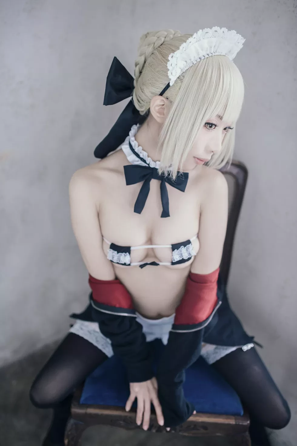 [Cosplay精选]《HeartBreak Morgan》吃雪糕的紧身衣妹子性感写真243P