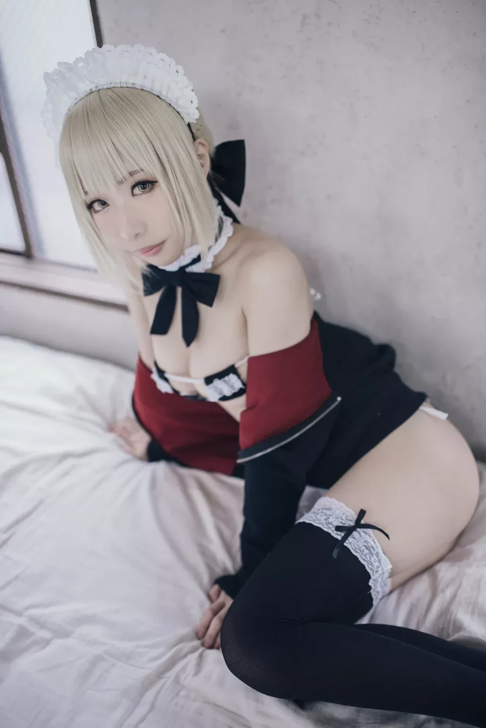 [Cosplay精选]《HeartBreak Morgan》吃雪糕的紧身衣妹子性感写真243P