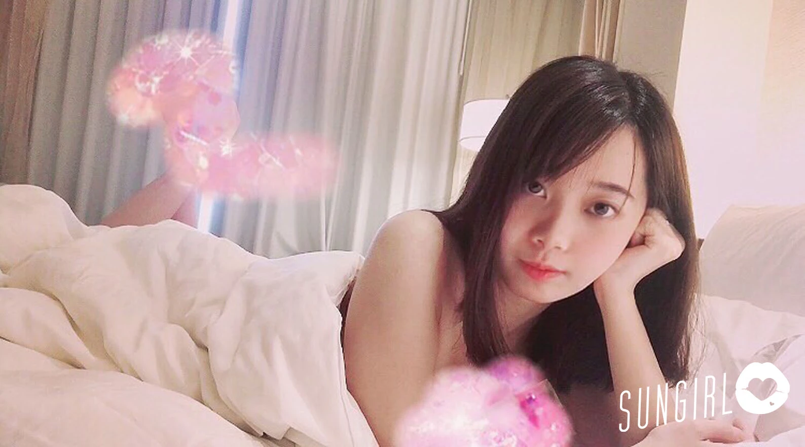 香港正妹 Miss Pun 网红节目上尺度大开坚称自己是处女!