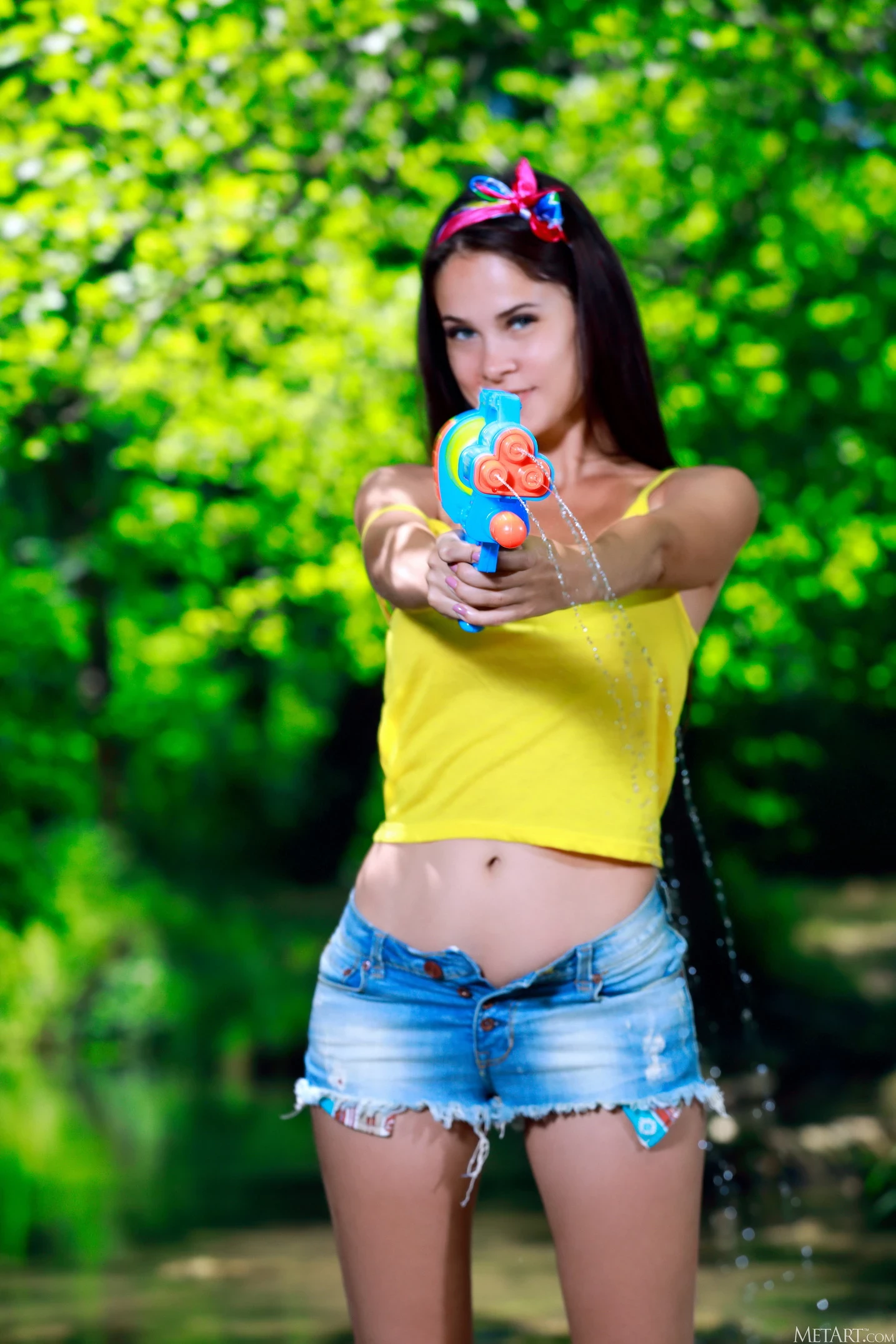 Martina Mink Water Fight [120P]