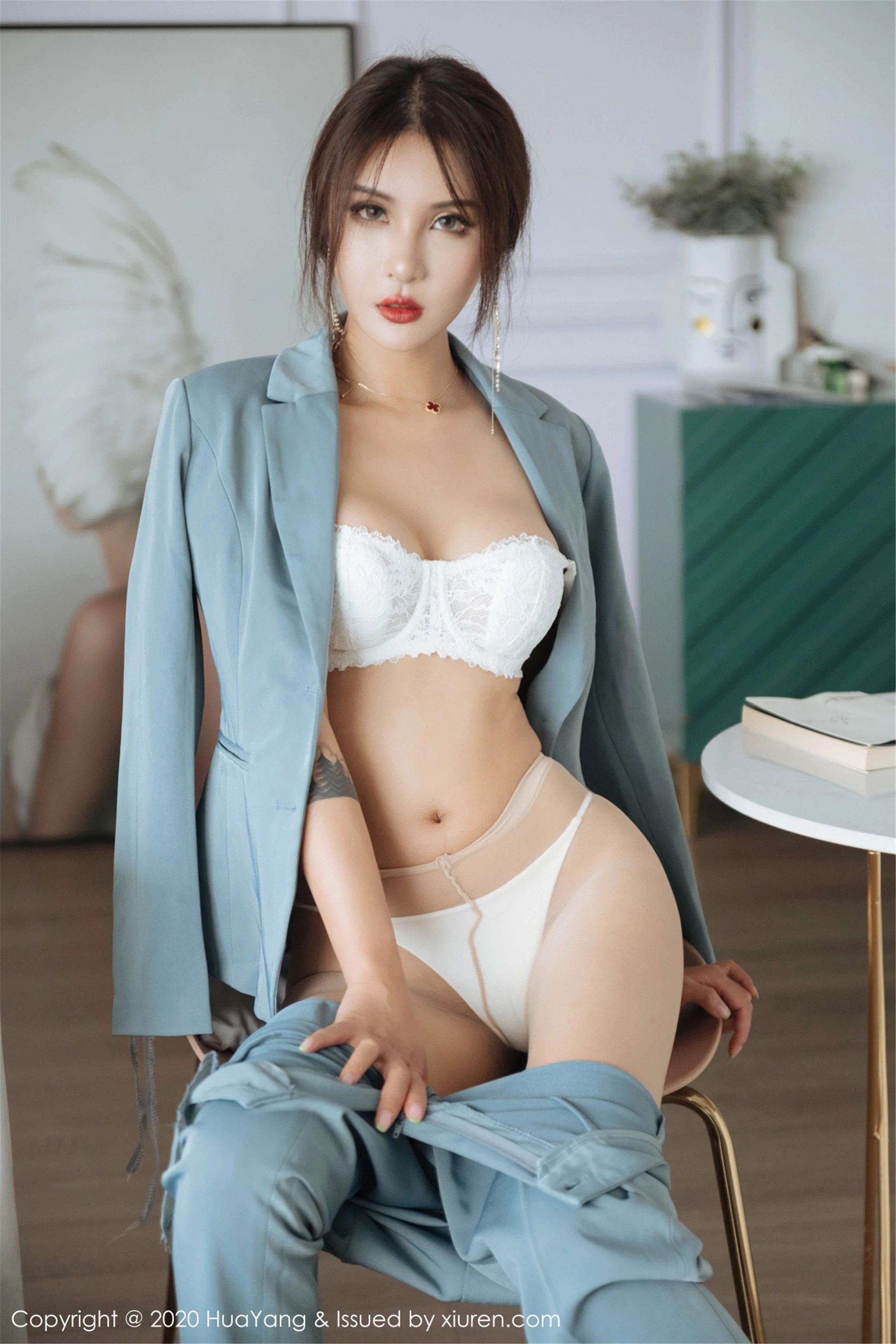 [HuaYang花漾系列]2020.09.22 VOL.295 Emily顾奈奈 完整版无水印写真[74P]