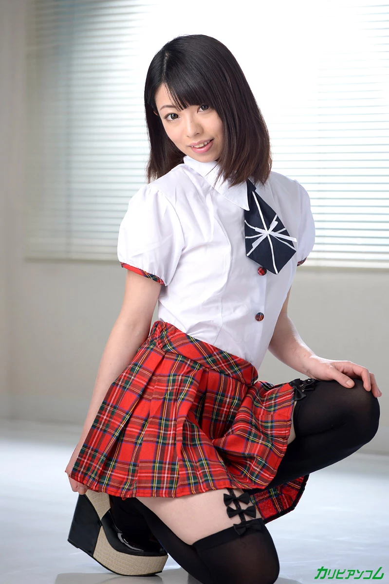 Amina Kiuchi 木内亜美菜 [40P]