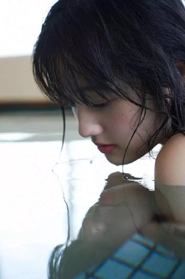 Sakura Ando 安藤咲桜 - [WPB-net] Extra #879 安藤咲桜 カムバック!! [2019.12] [72P 1P] https：  twitter.c...