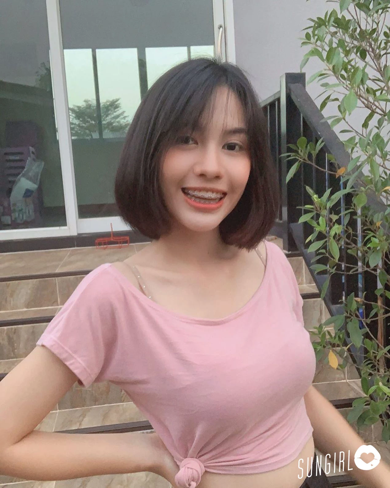 ข้าวหอมอุ๋งๆ 印度少女万圣节仿装裂嘴女惊吓程度百分百!