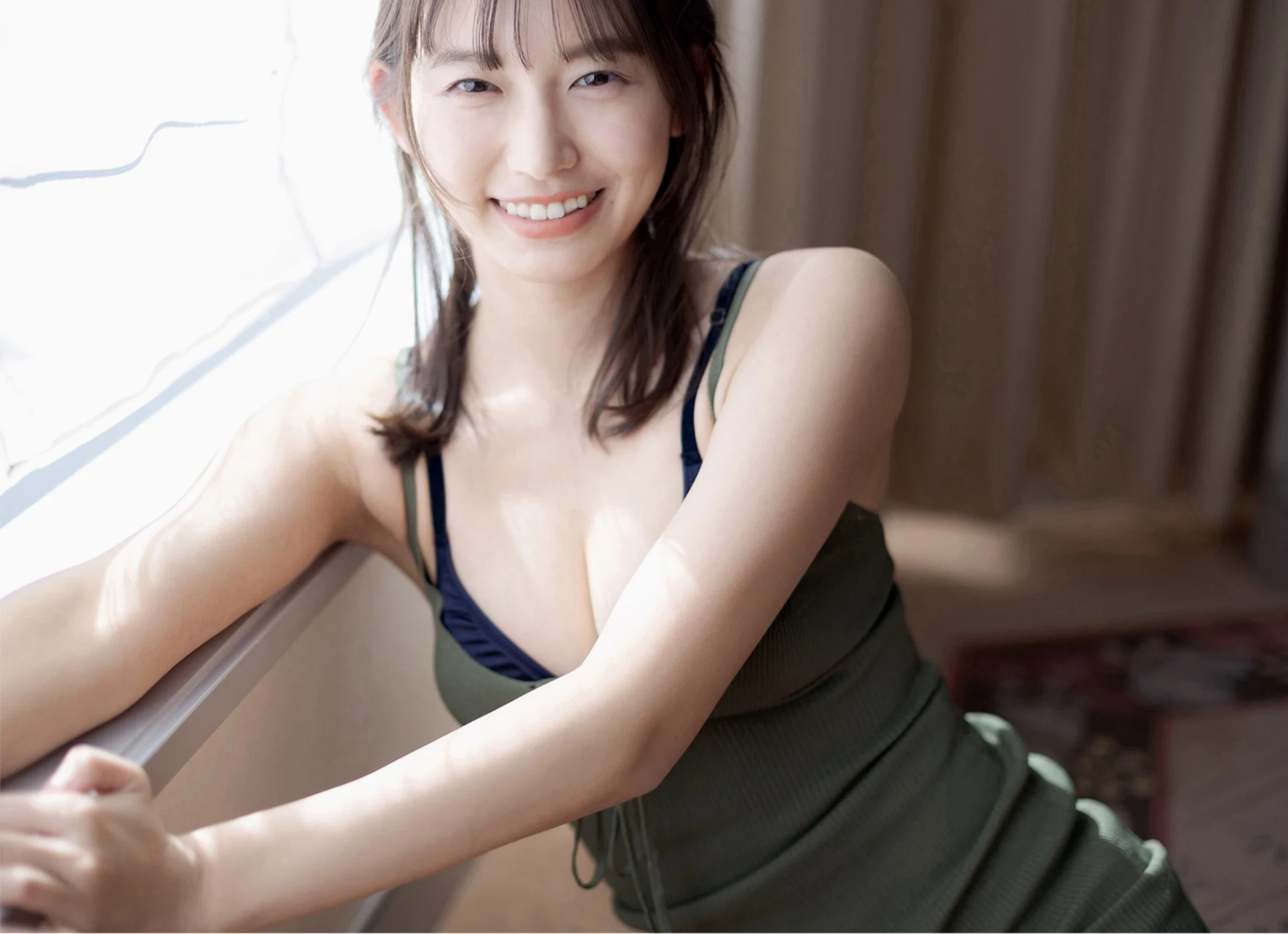 志田音音[Photobook] 写真集   ねぇね～ ’ [439P]